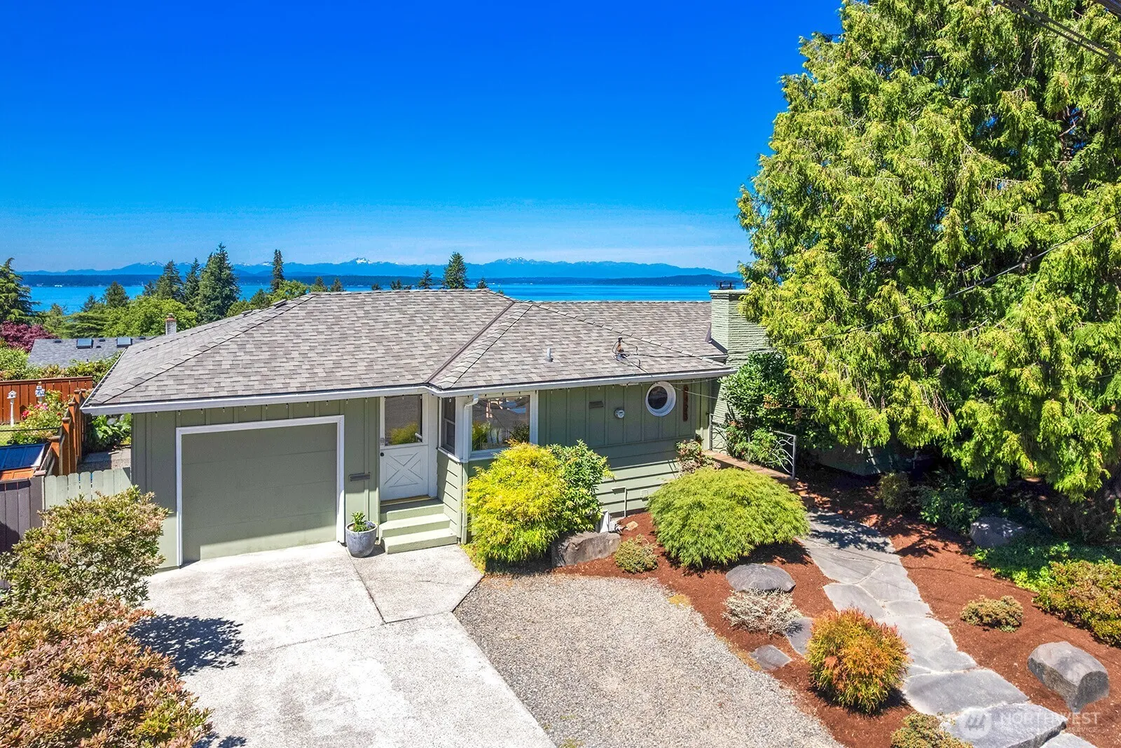 Property photo for 9423 45th Avenue Sw, Seattle