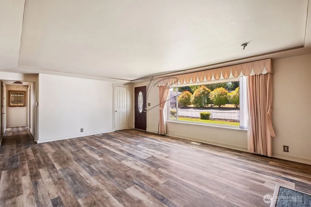 Property photo for 1727 E 64th Street, Tacoma photo 4