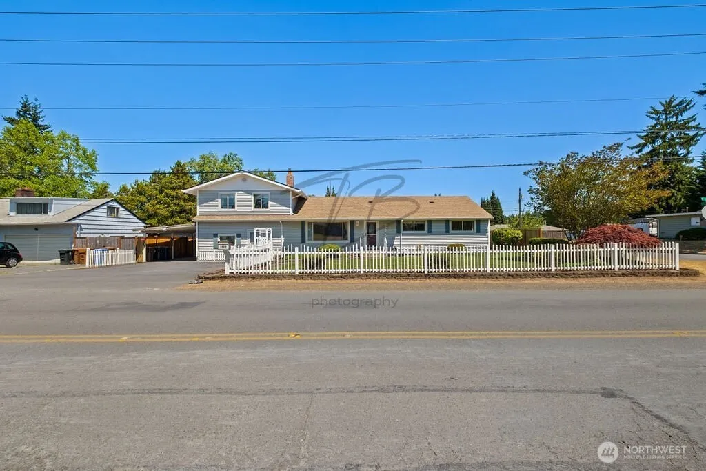 Property photo for 1727 E 64th Street, Tacoma photo 2