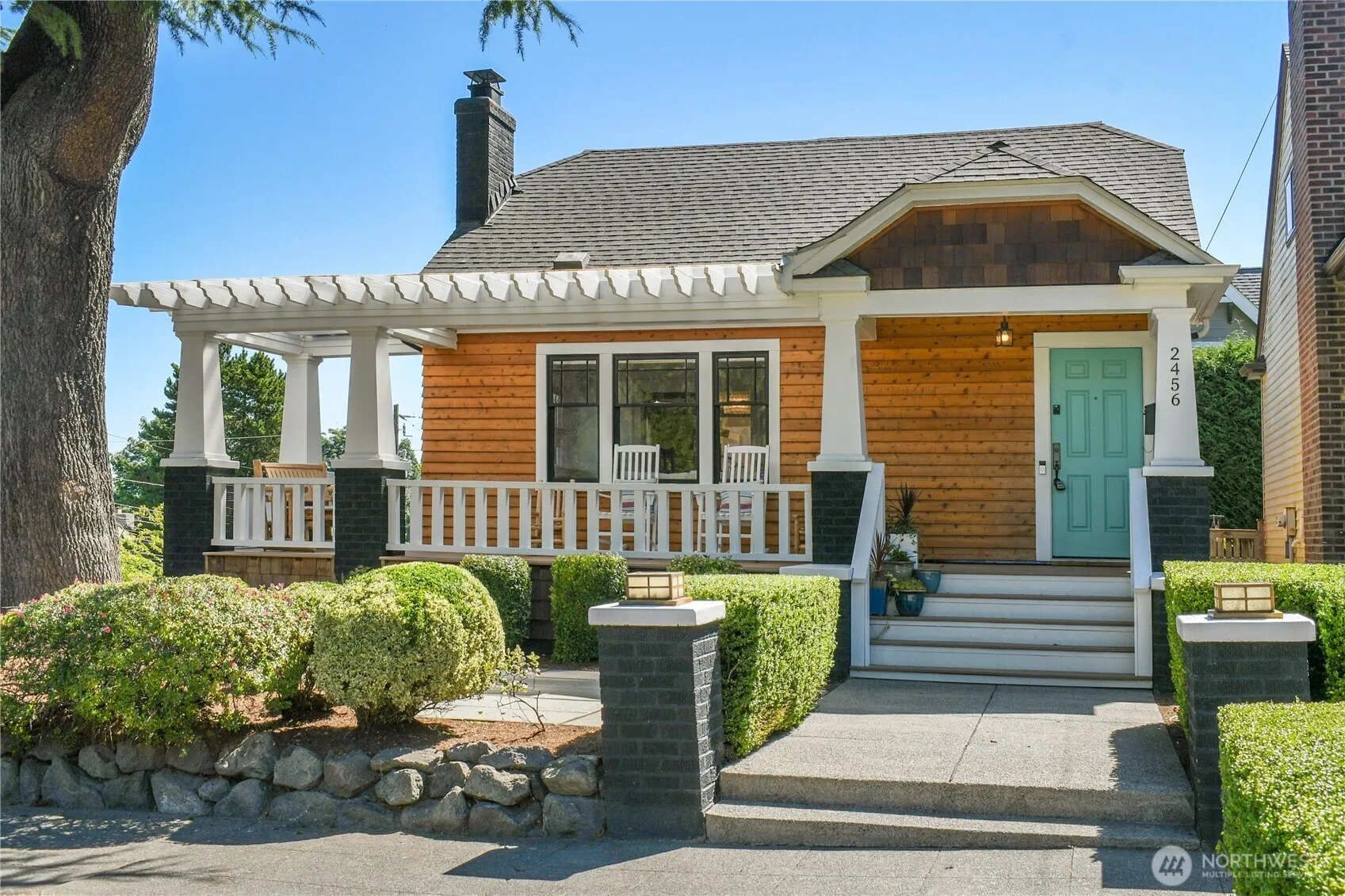 Property photo for 2456 4th Avenue W, Seattle