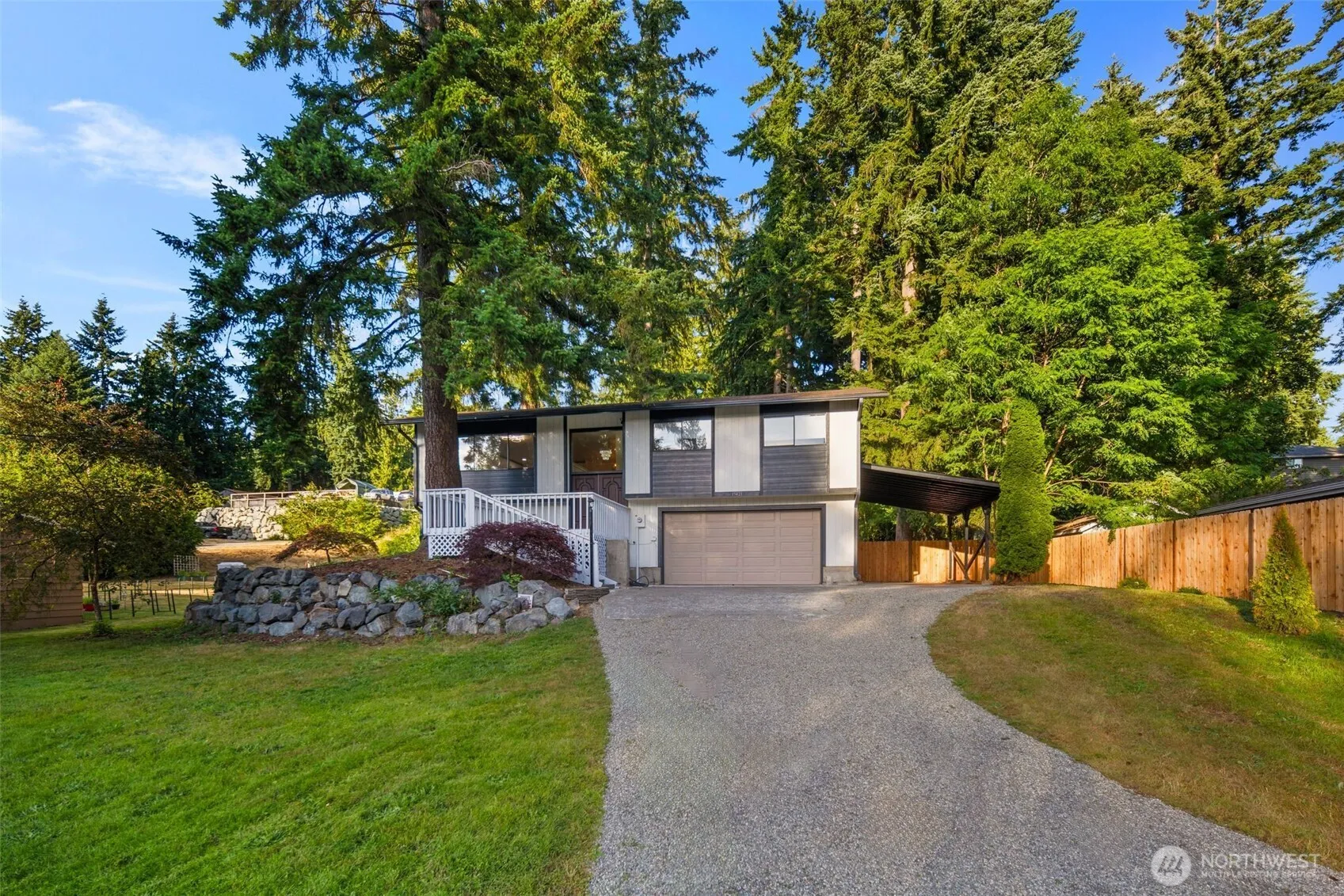 Property photo for 15421 22nd Place W, Lynnwood