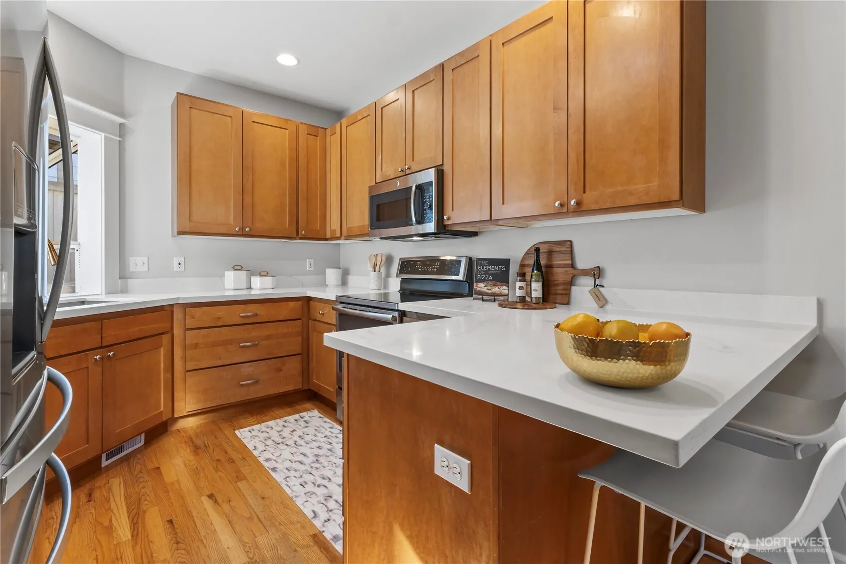 Property photo for 3055 49th Avenue Sw, Seattle photo 5