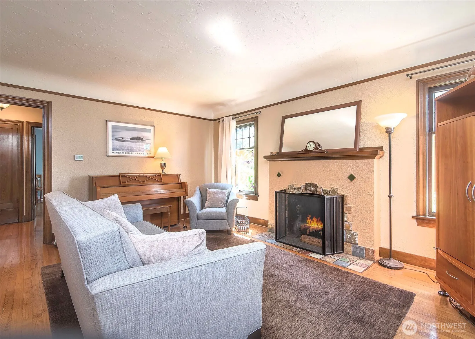 Property photo for 7534 Brooklyn Avenue Ne, Seattle photo 5