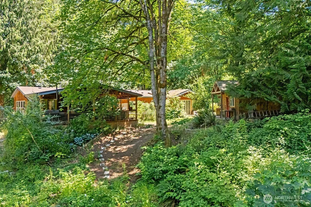 Property photo for 8817 Clearwater Lane Se, Port Orchard photo 5