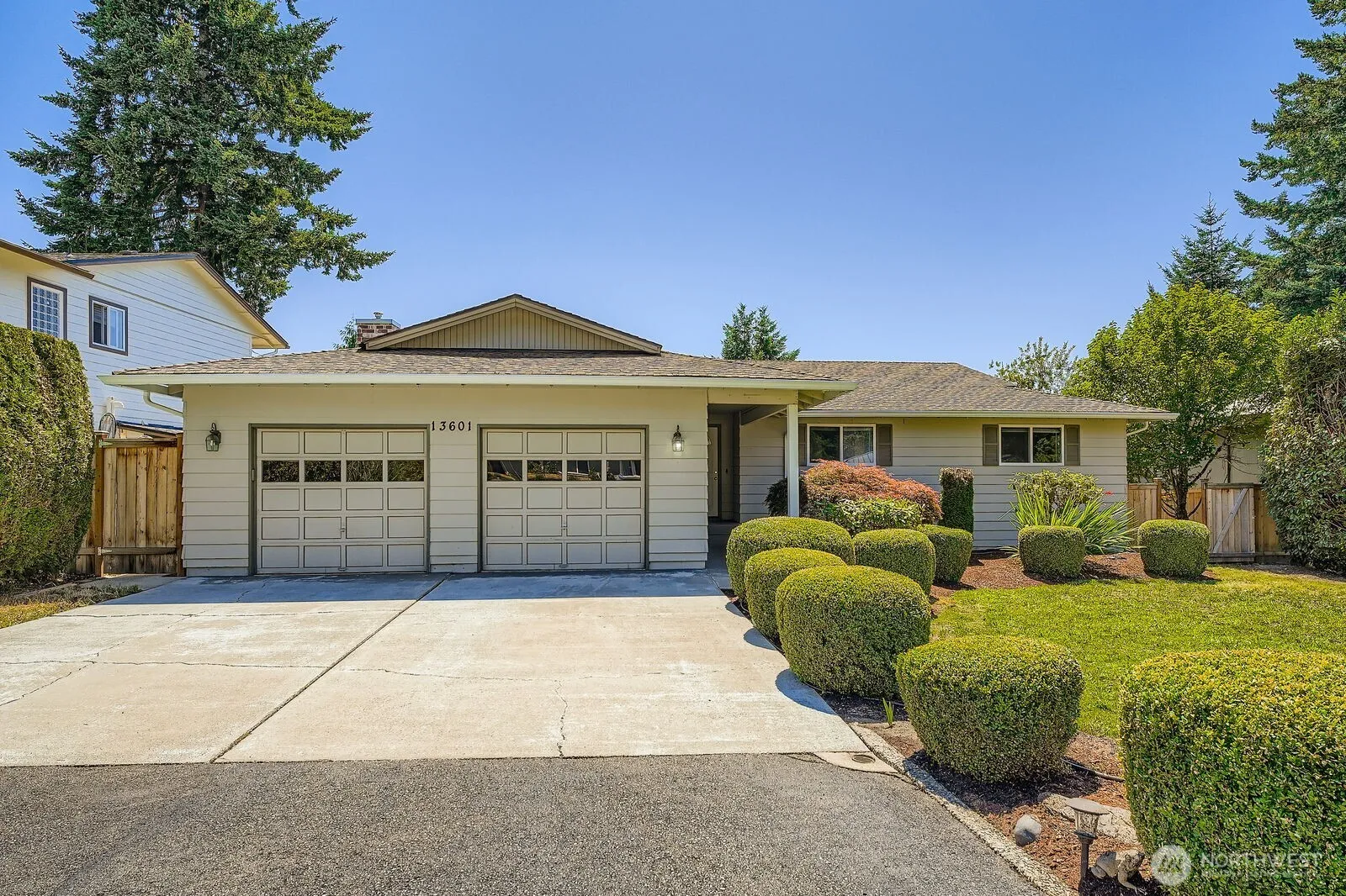 Property photo for 13601 Se 141st Street, Renton