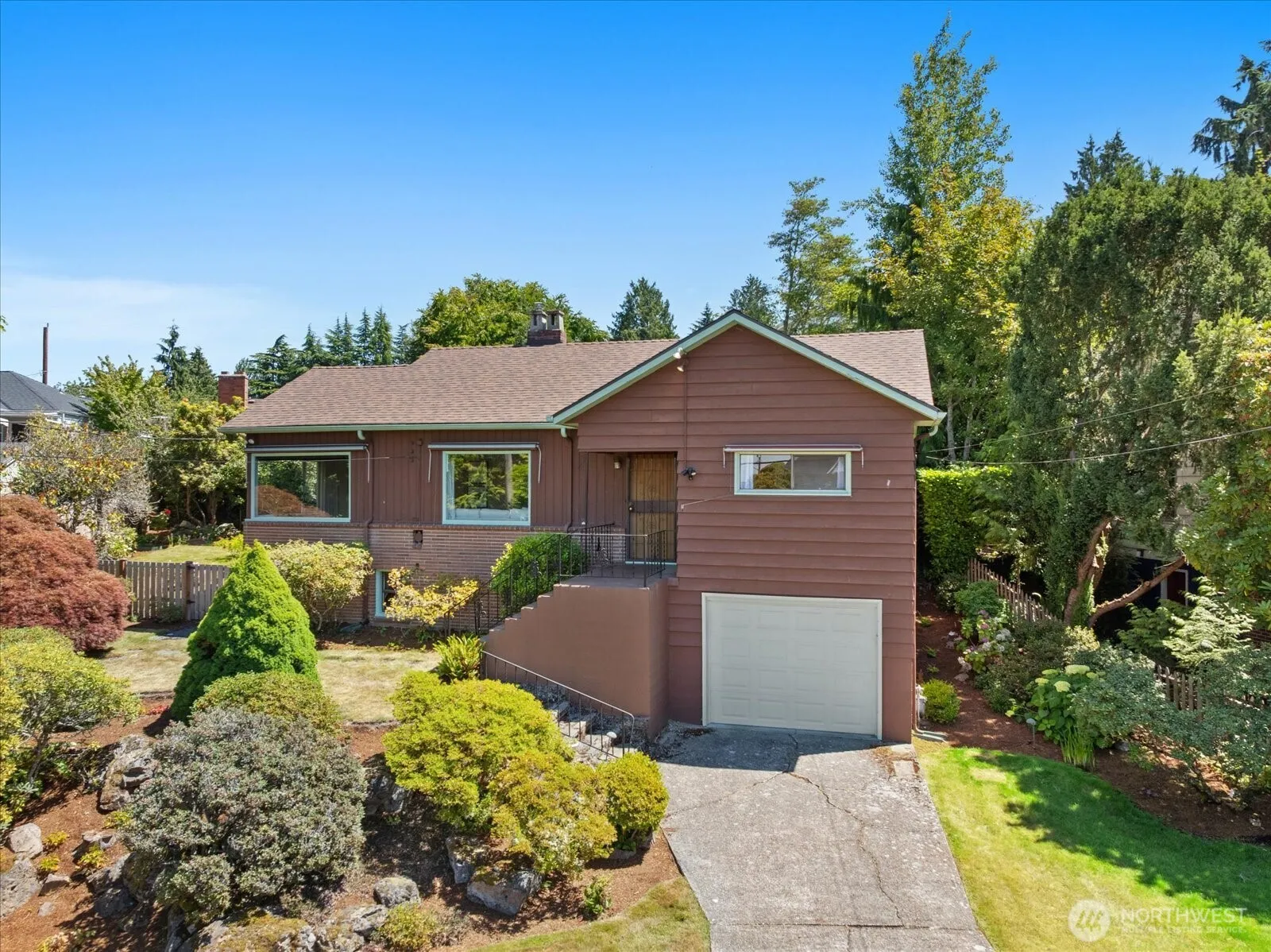 Property photo for 9526 28th Avenue Nw, Seattle