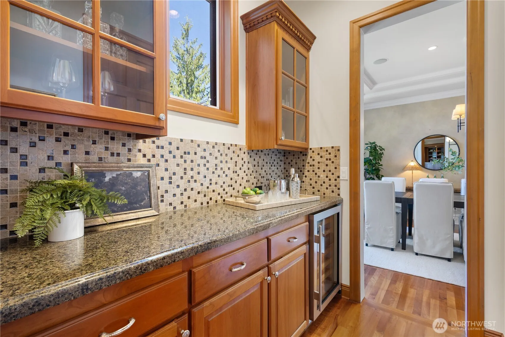 Property photo for 17705 Se 58th Place, Bellevue photo 5