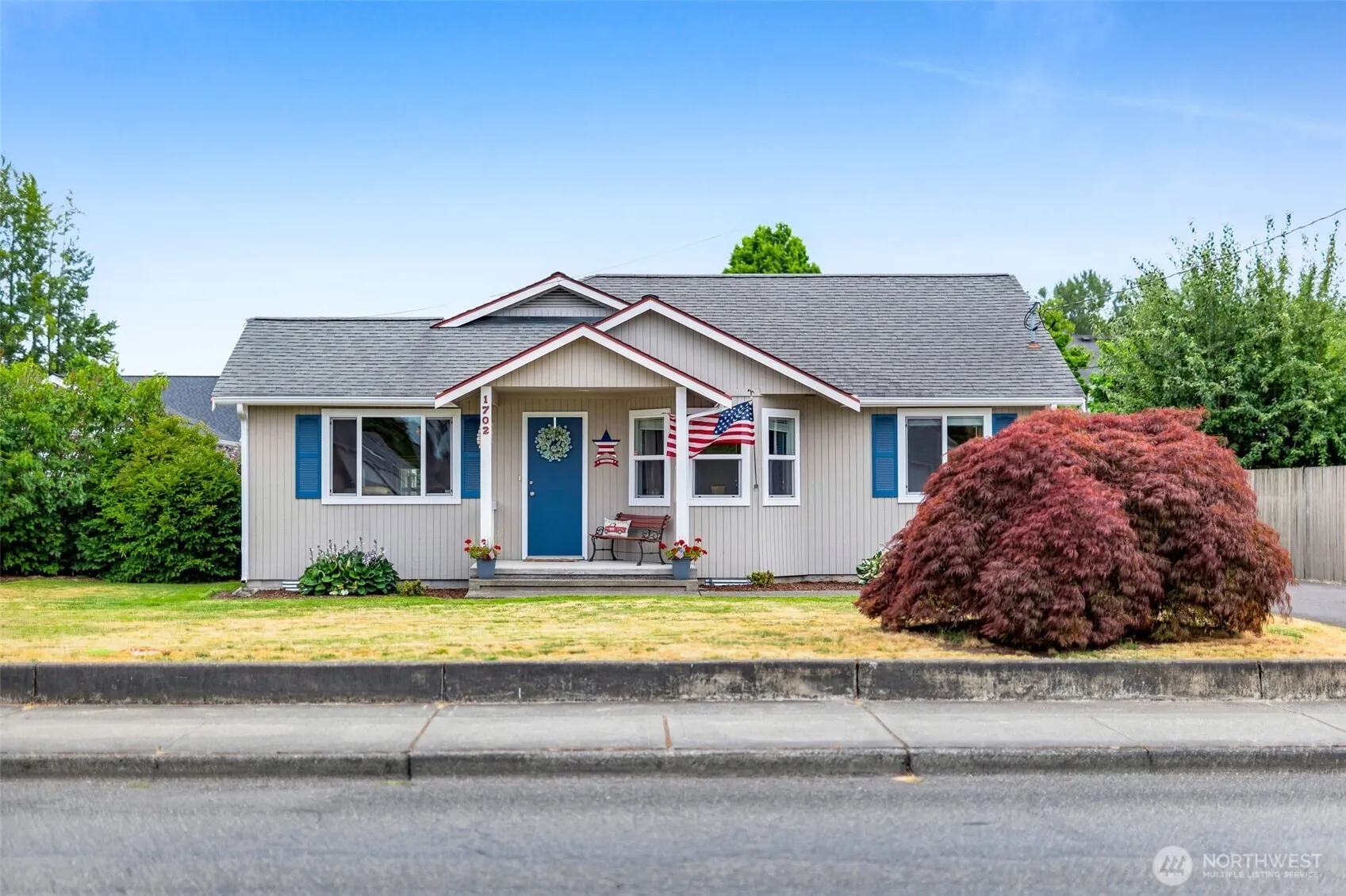 Property photo for 1702 7th Avenue Sw, Puyallup photo 2