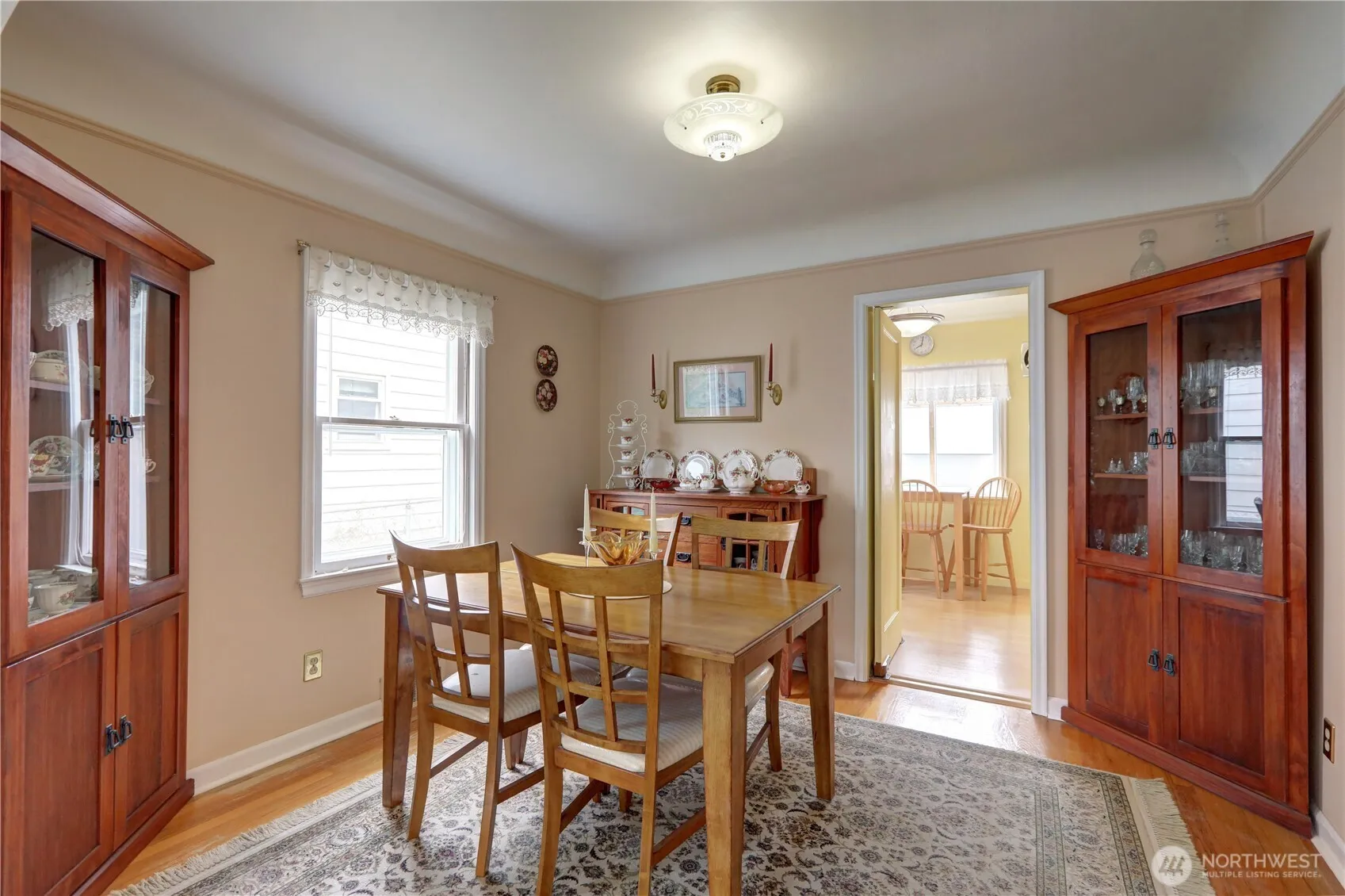 Property photo for 910 N Union Avenue, Tacoma photo 5
