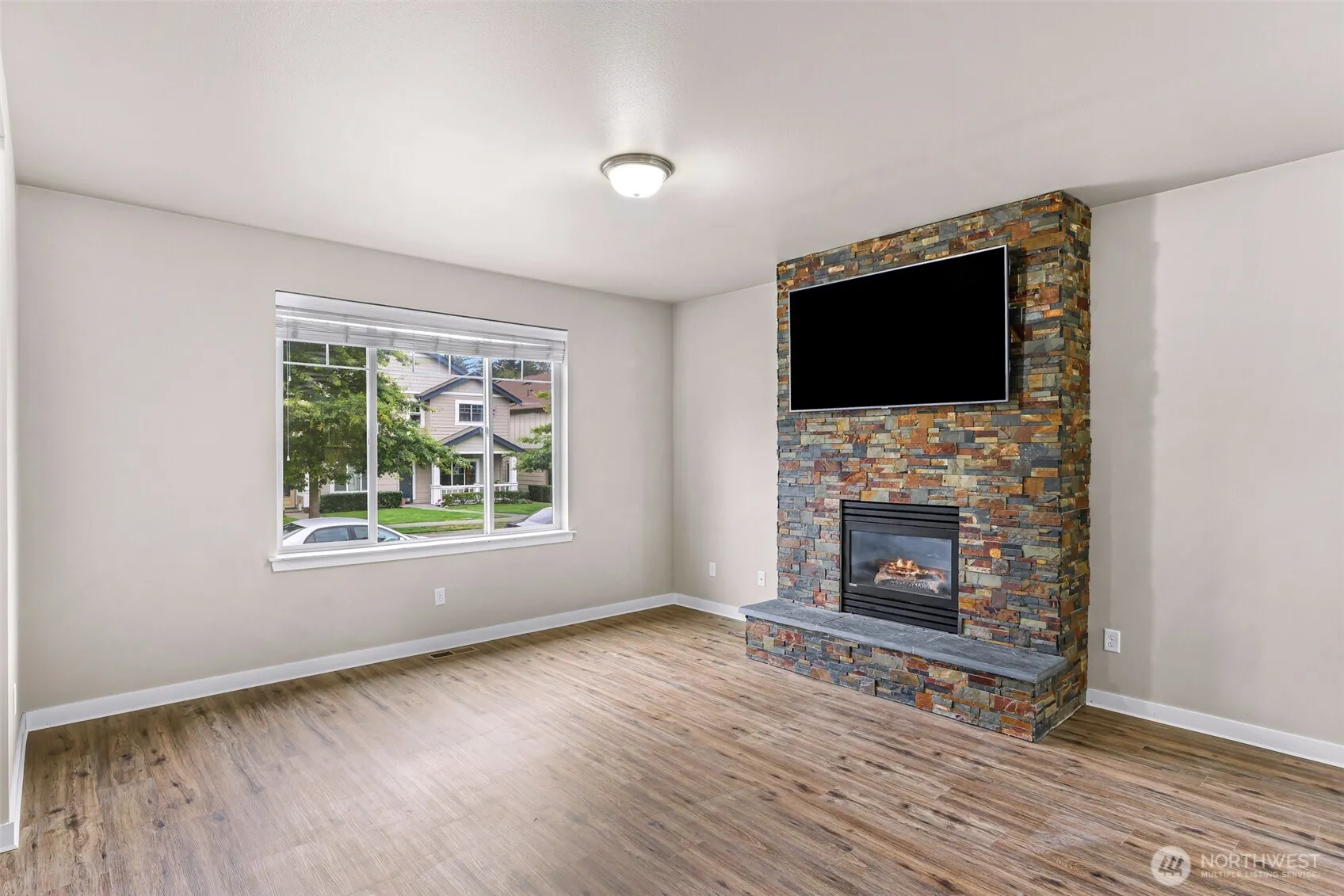Property photo for 320 Tremont Avenue, Bellingham photo 5