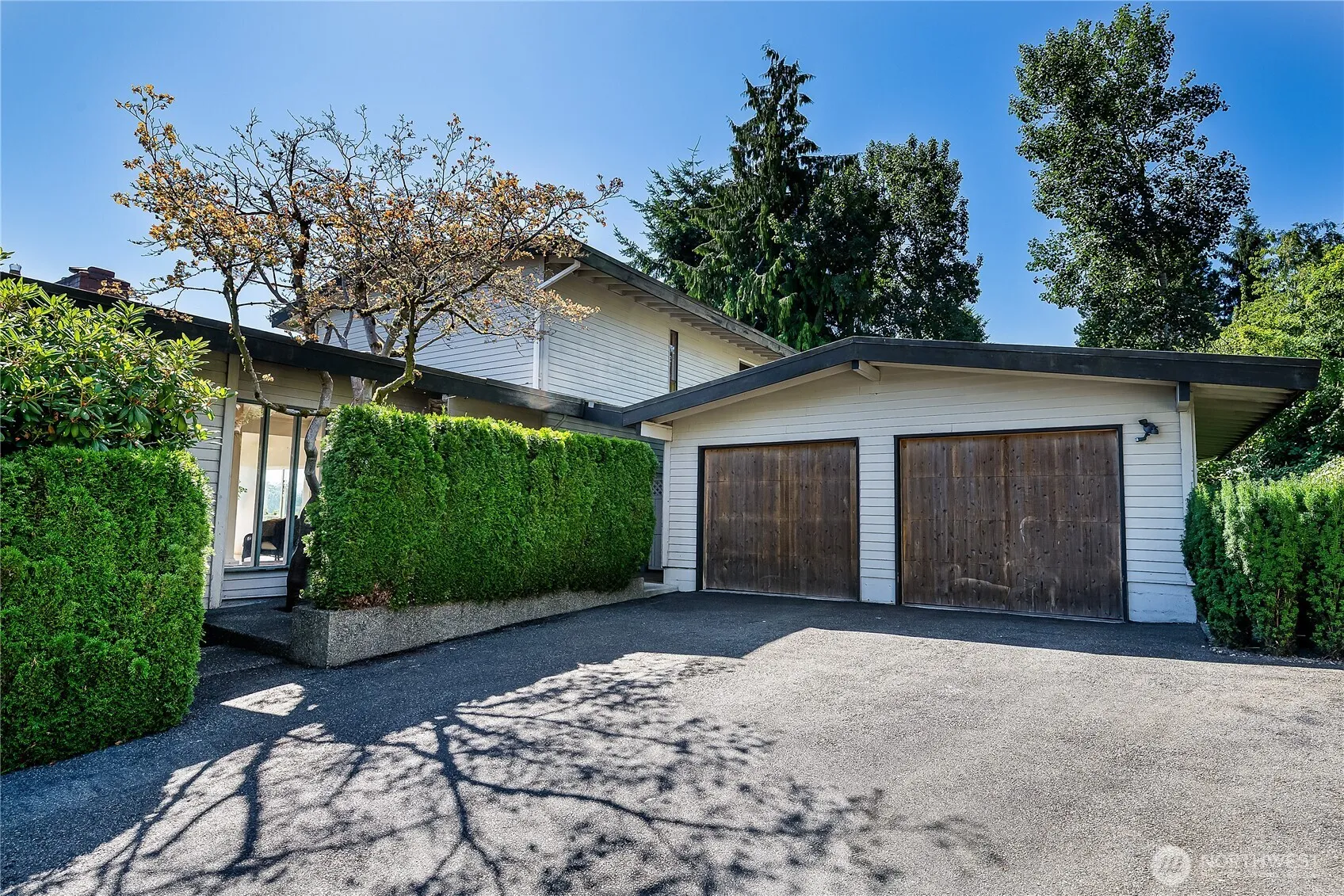 Property photo for 3719 Ne 145th Street, Seattle photo 3