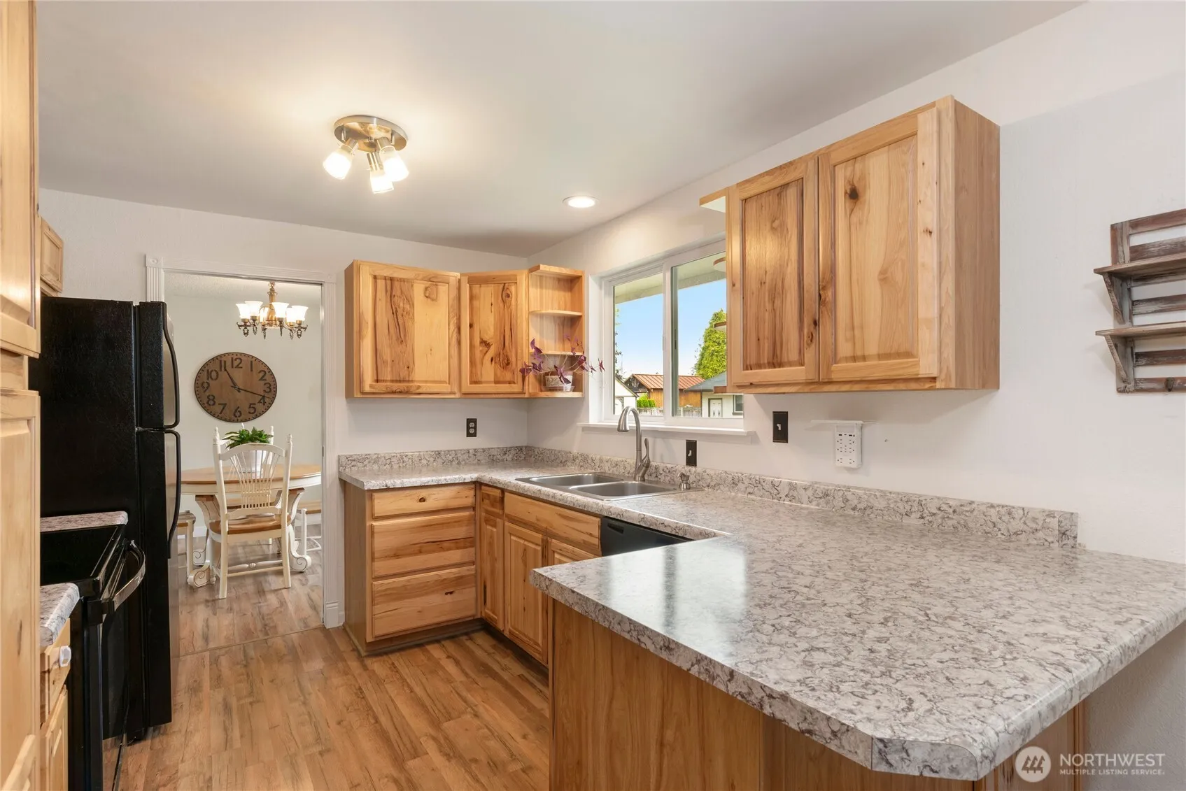 Property photo for 717 16th Street Sw, Puyallup photo 5