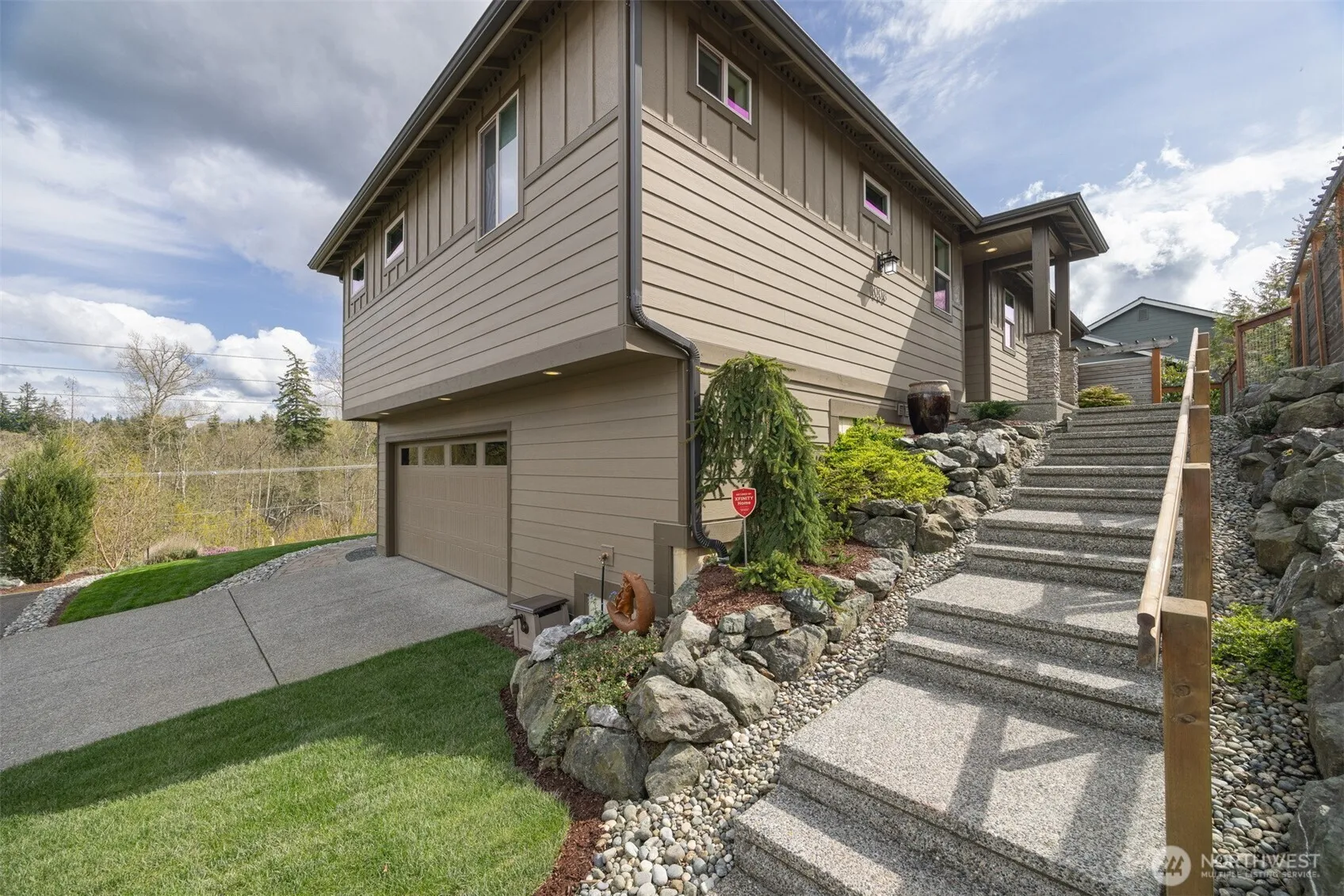 Property photo for 1008 Newton Street, Bellingham