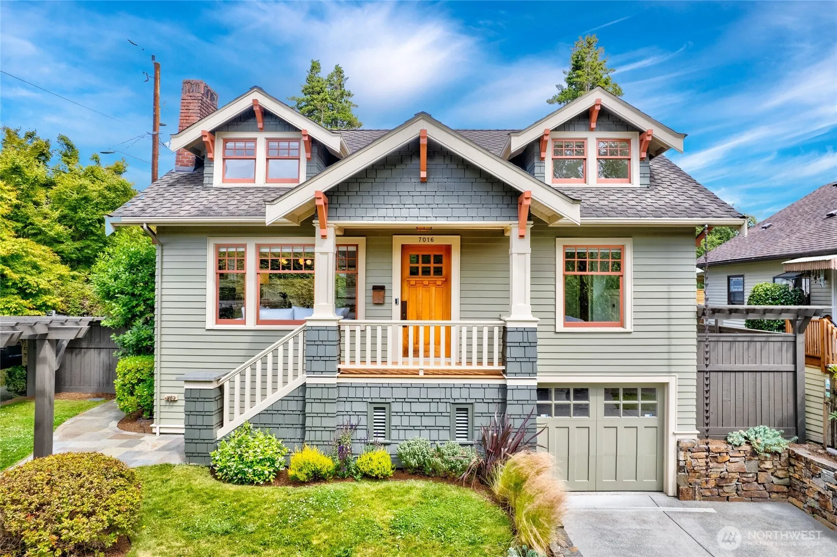 Property photo for 7016 Fremont Avenue N, Seattle