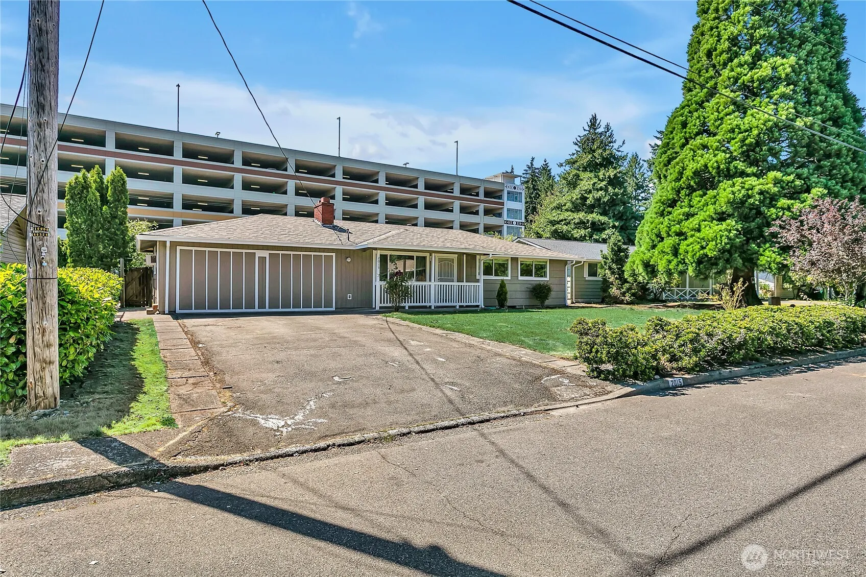 Property photo for 2015 Dogwood Drive Se, Auburn photo 2