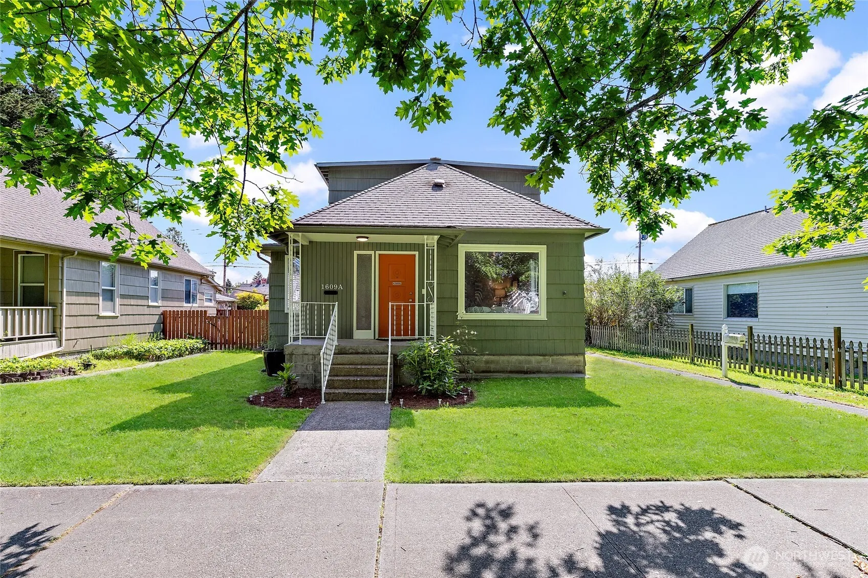 Property photo for 1609 Mcdougall Avenue #a, Everett