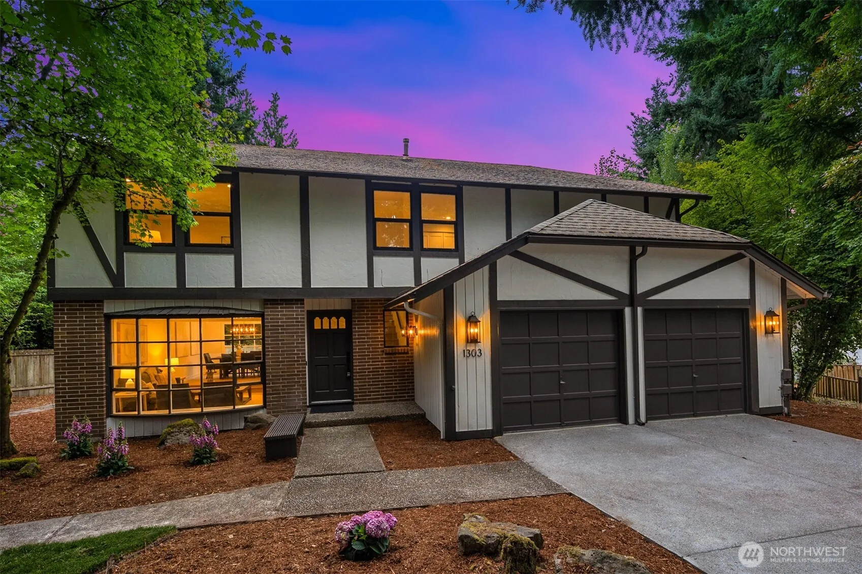 Property photo for 1303 Ne 142nd Place, Bellevue