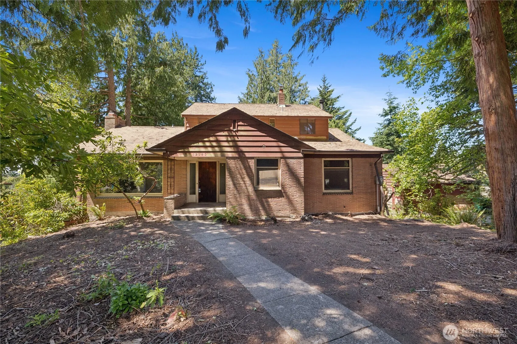 Property photo for 12045 8th Avenue Nw, Seattle photo 3