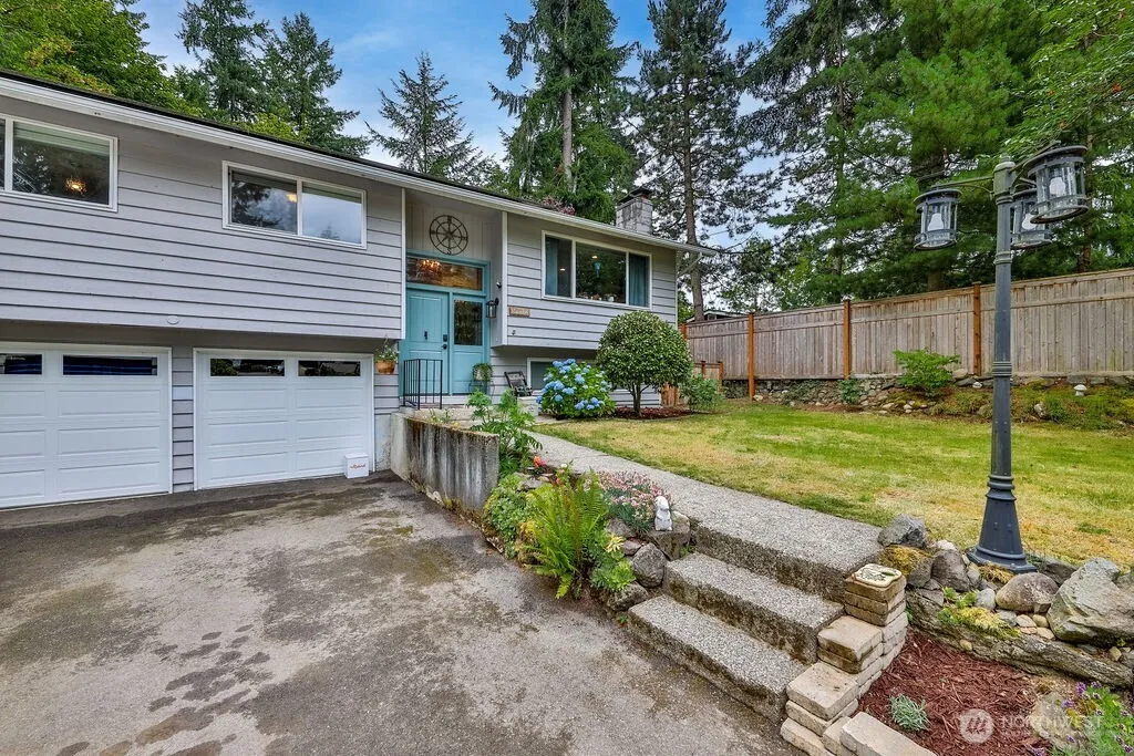 Property photo for 15572 206th Avenue Se, Renton