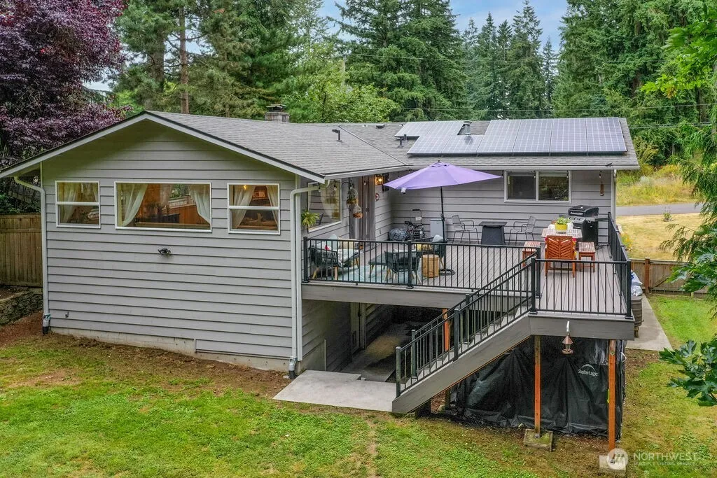 Property photo for 15572 206th Avenue Se, Renton photo 4