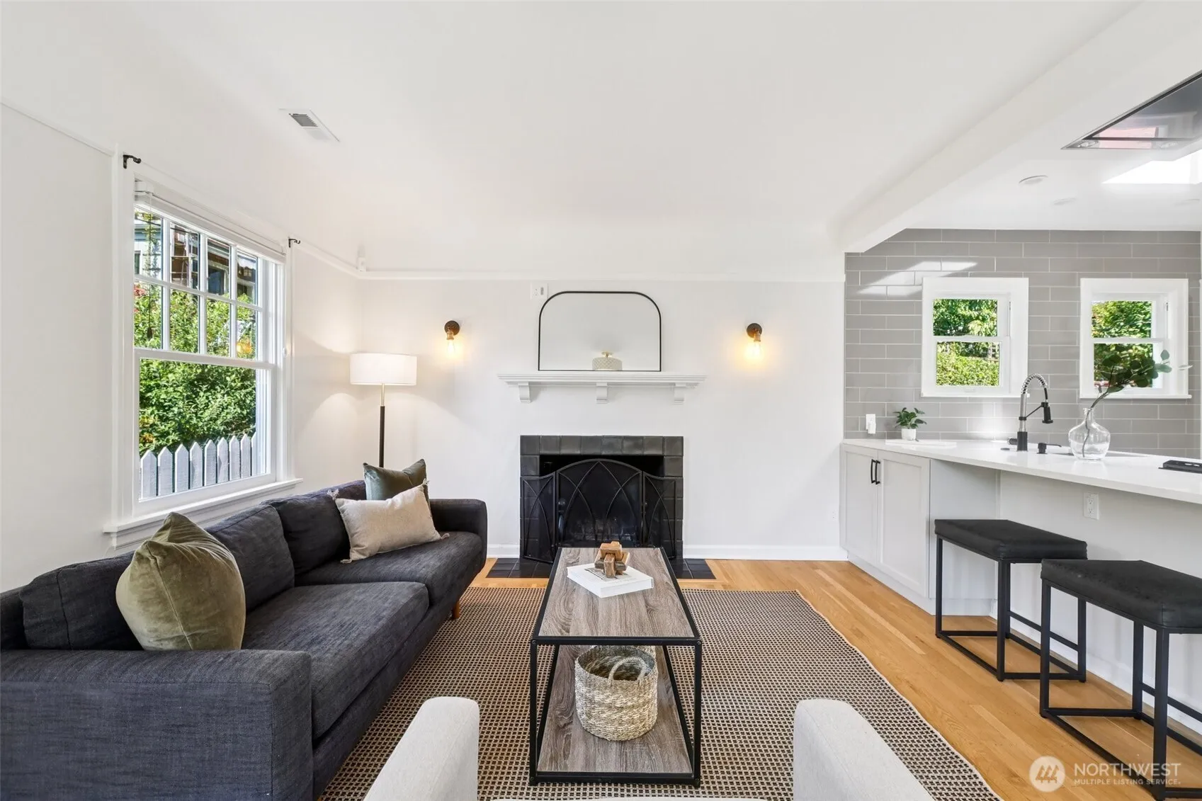 Property photo for 2206 N 39th Street, Seattle photo 4