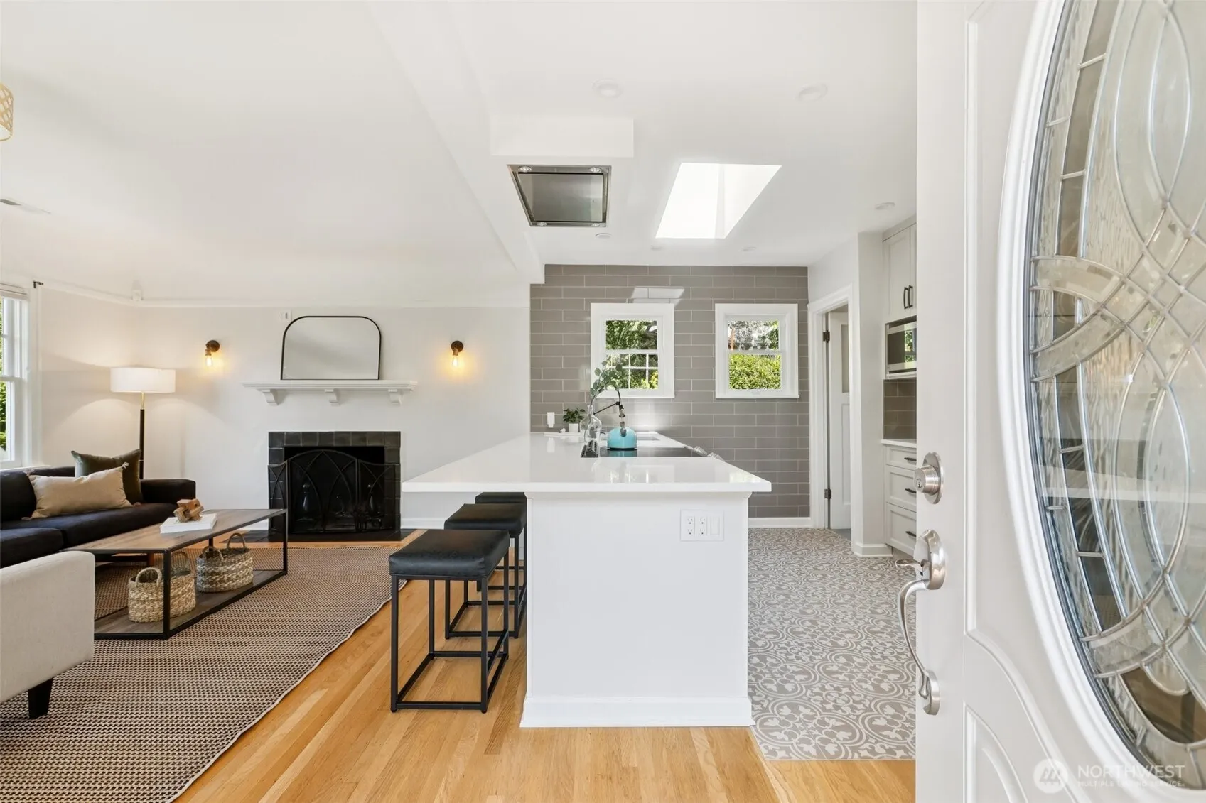 Property photo for 2206 N 39th Street, Seattle photo 3