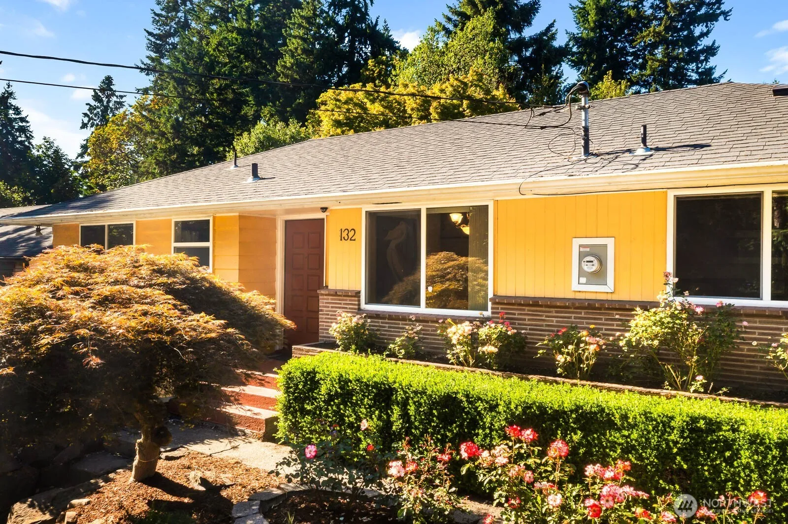 Property photo for 132 Ne 130th Street, Seattle photo 4