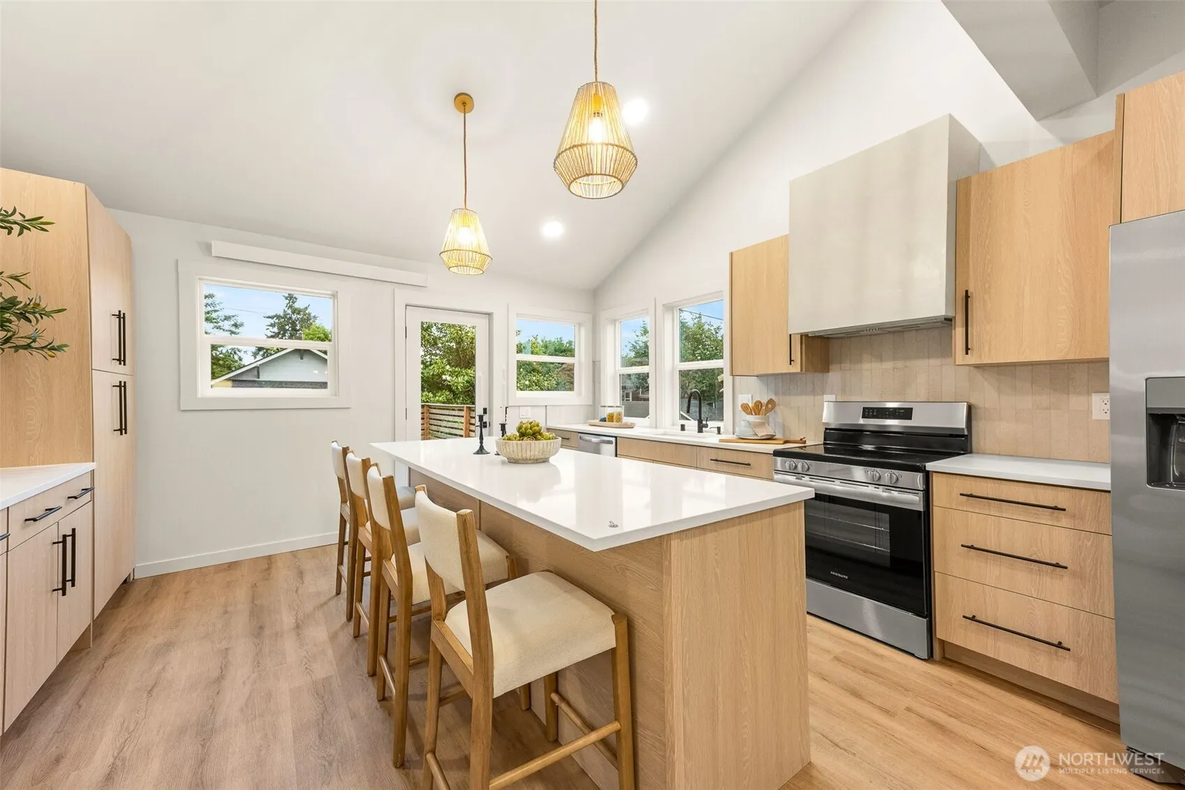 Property photo for 6428 Carleton Avenue S, Seattle photo 5