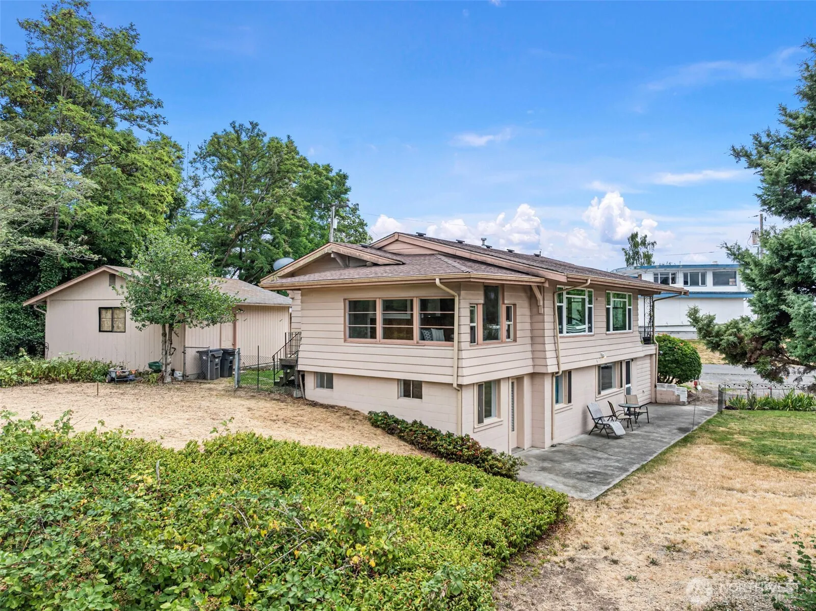 Property photo for 1000 Bridgeview Lane, Bremerton photo 5