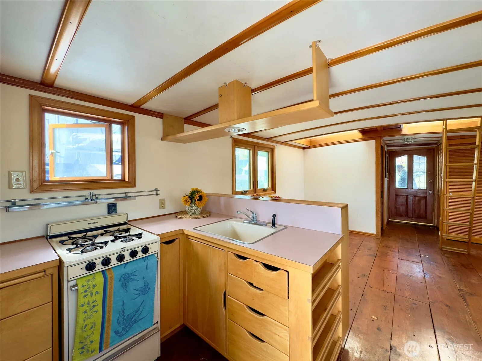 Property photo for 501 Columbia Street Nw #unit H, Olympia photo 5