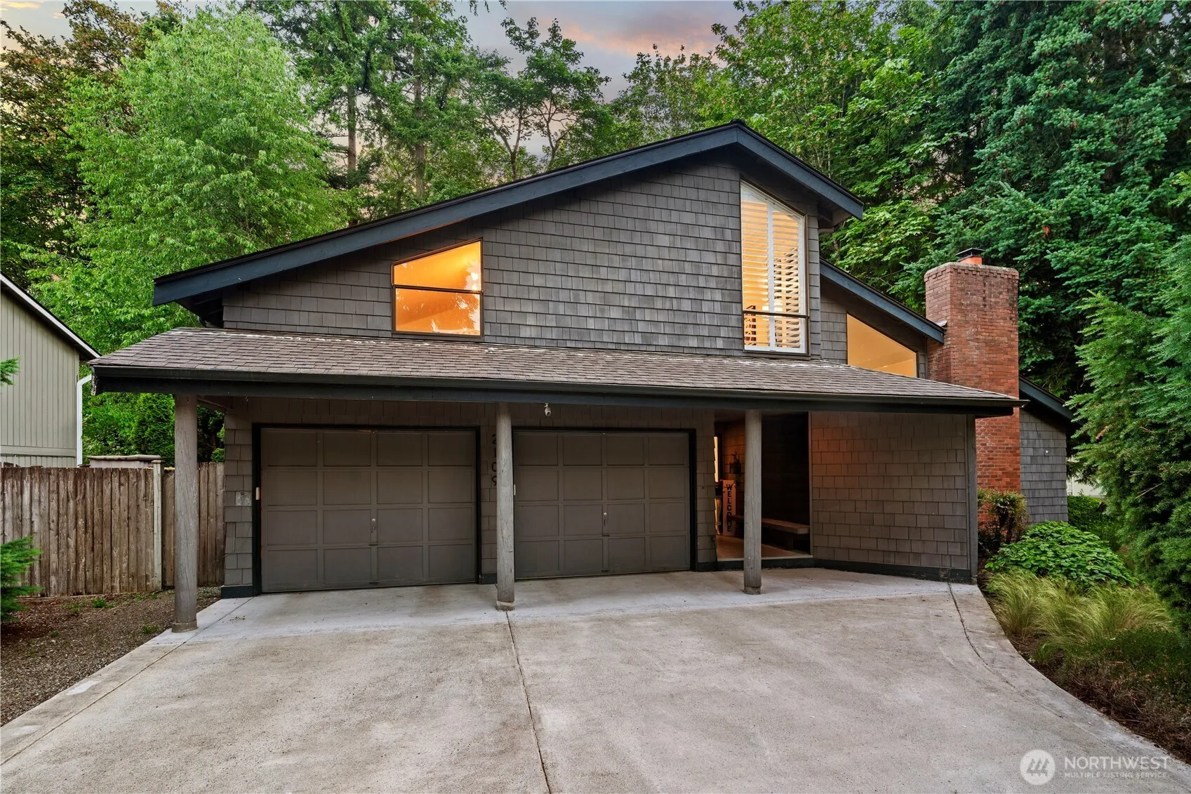 Property photo for 2109 130th Place Se, Bellevue