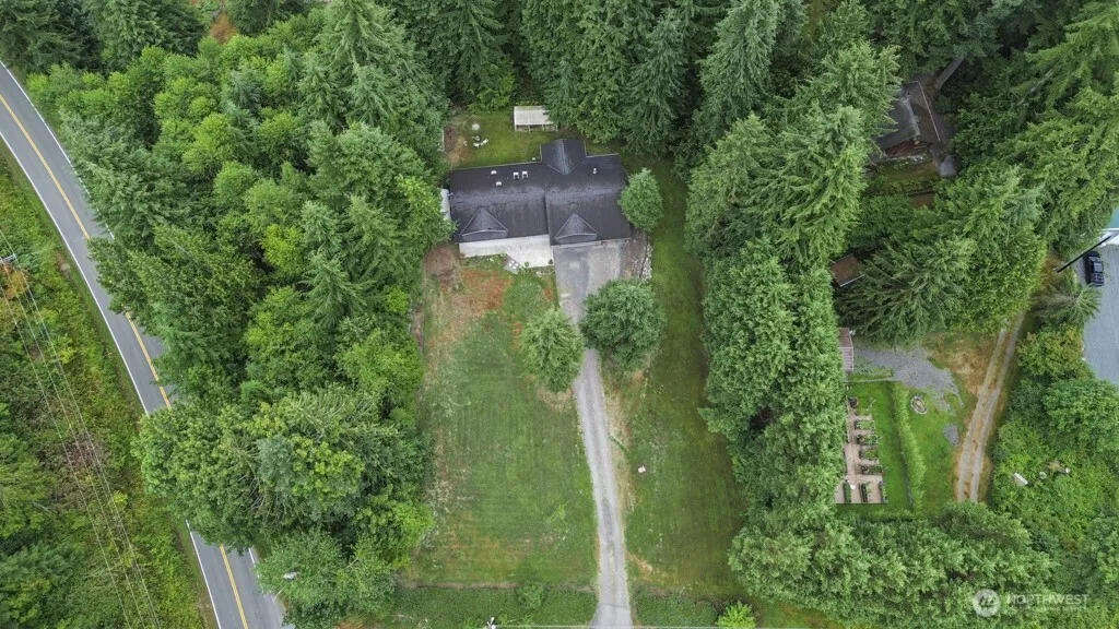Property photo for 4411 Se 211th Avenue, Snohomish photo 2