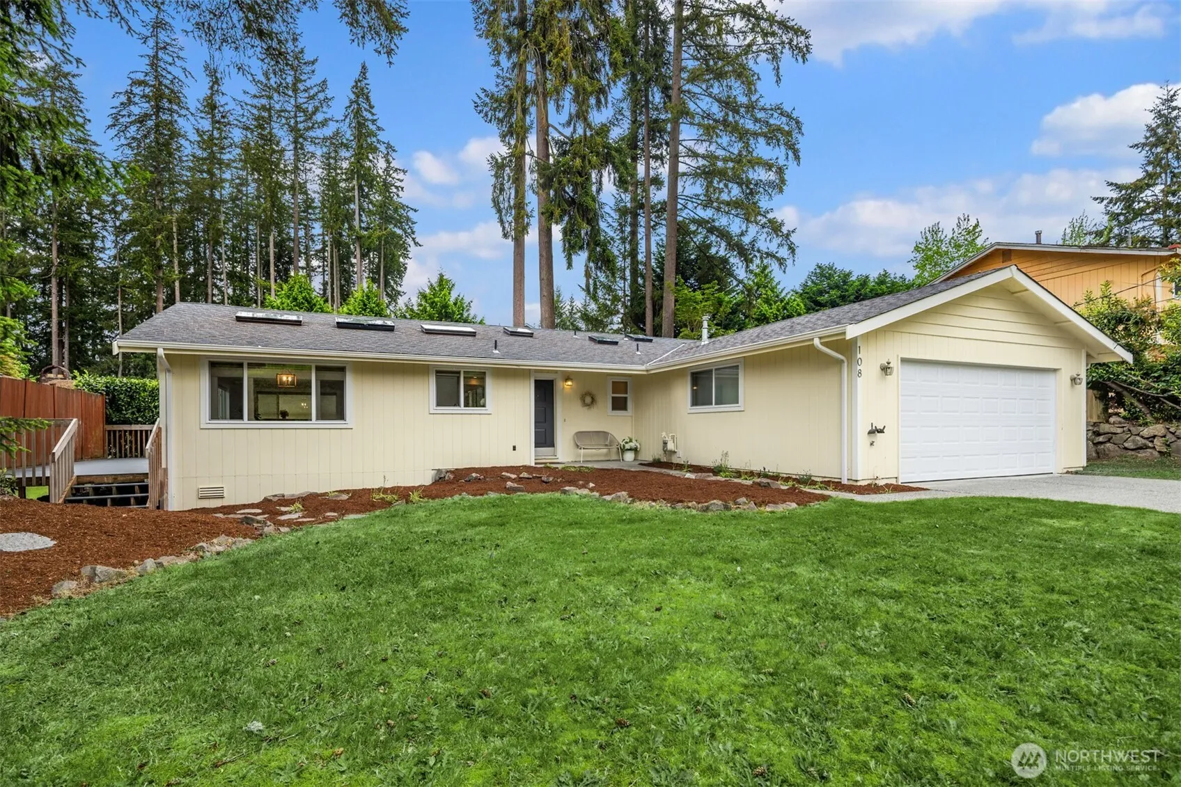 Property photo for 108 151st Place Se, Lynnwood