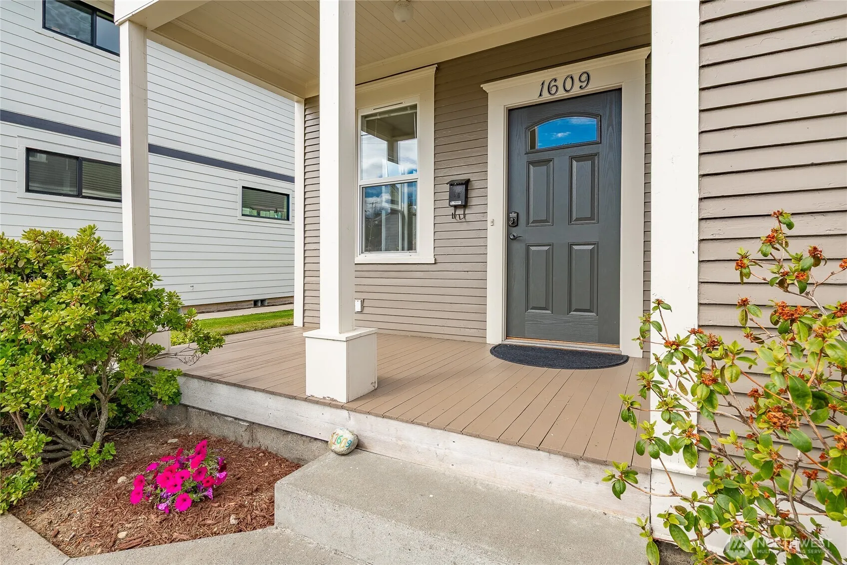 Property photo for 1609 Humboldt Street, Bellingham photo 4