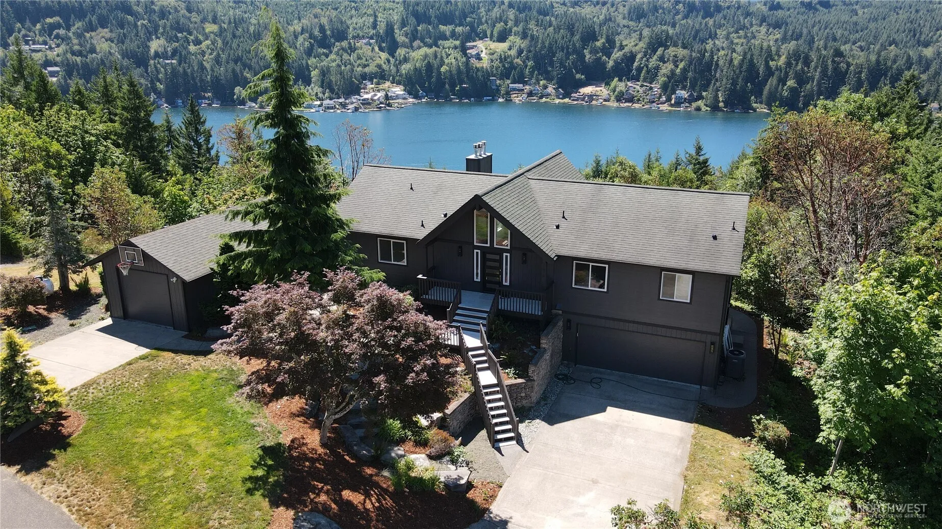 Property photo for 1936 Summit Lake Shore Rd Nw, Olympia