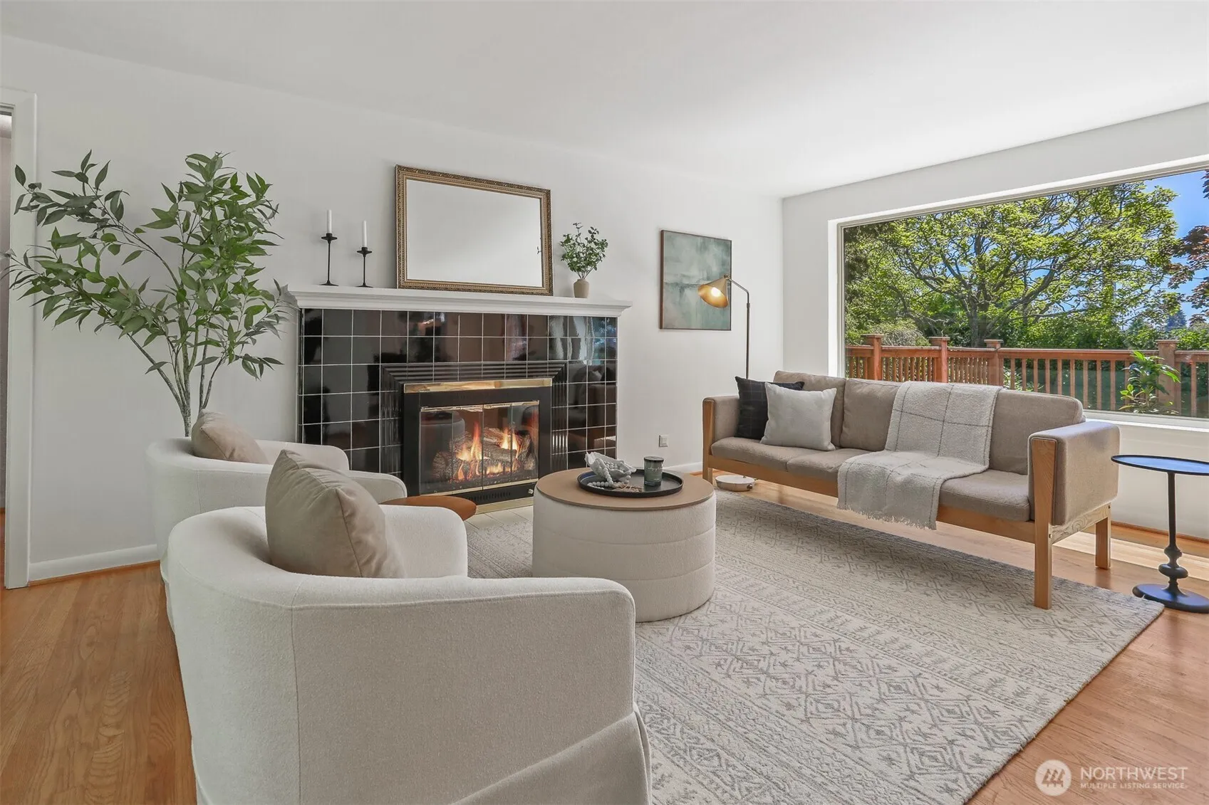 Property photo for 1811 Nw 95th Street, Seattle photo 3