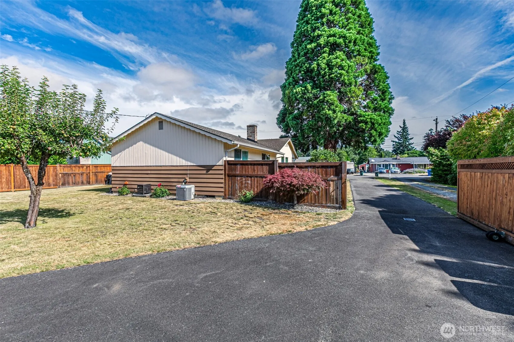Property photo for 1818 9th Avenue Se, Puyallup photo 5