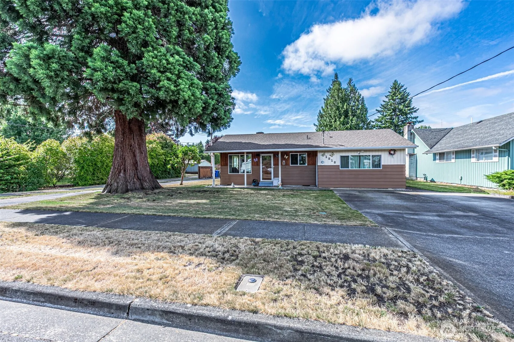 Property photo for 1818 9th Avenue Se, Puyallup photo 2