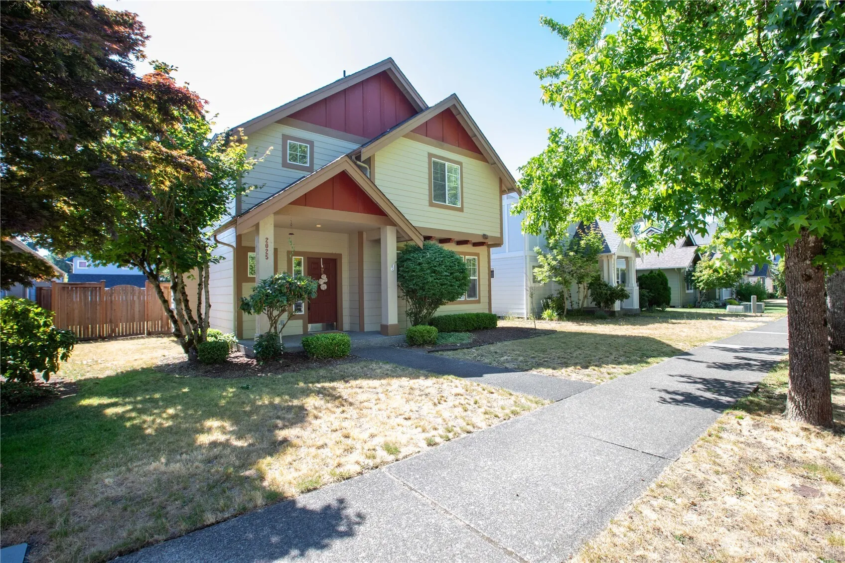 Property photo for 2025 Palisade Blvd, Dupont