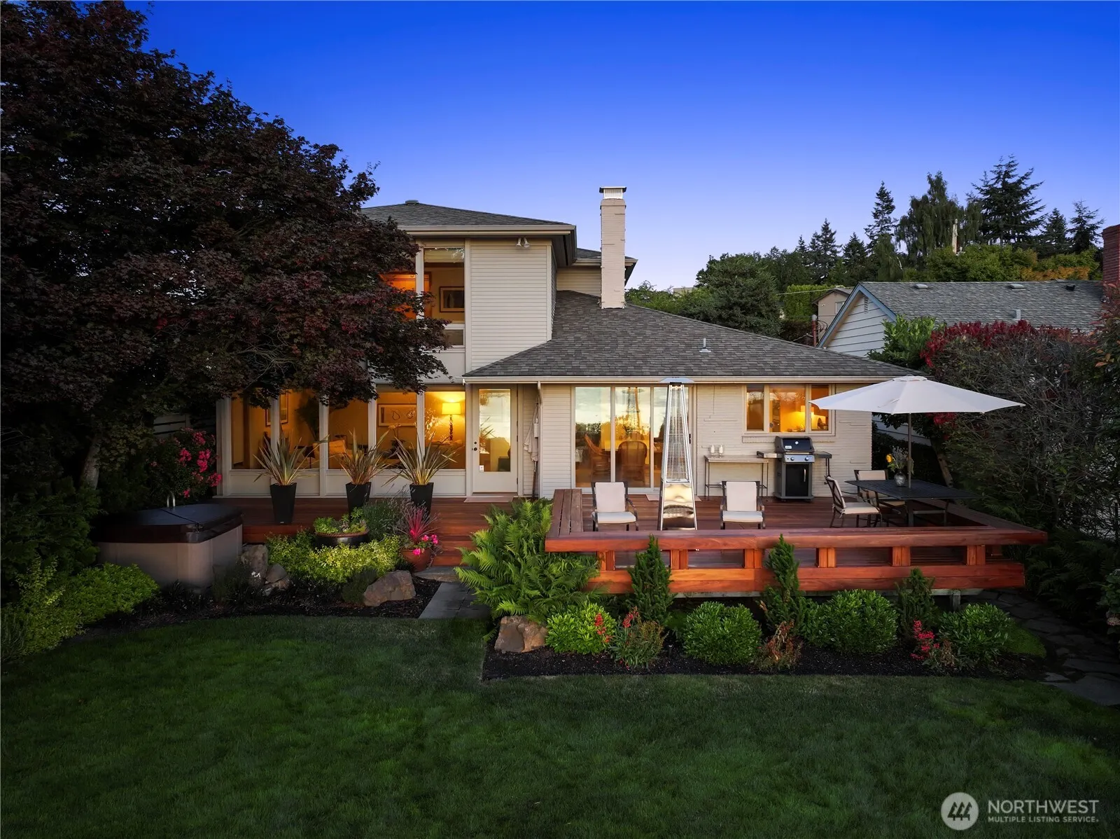 Property photo for 2171 Sunset Avenue Sw, Seattle photo 2