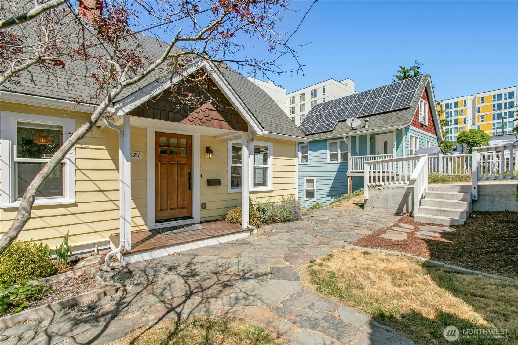 Property photo for 2821 29th Avenue S, Seattle photo 4