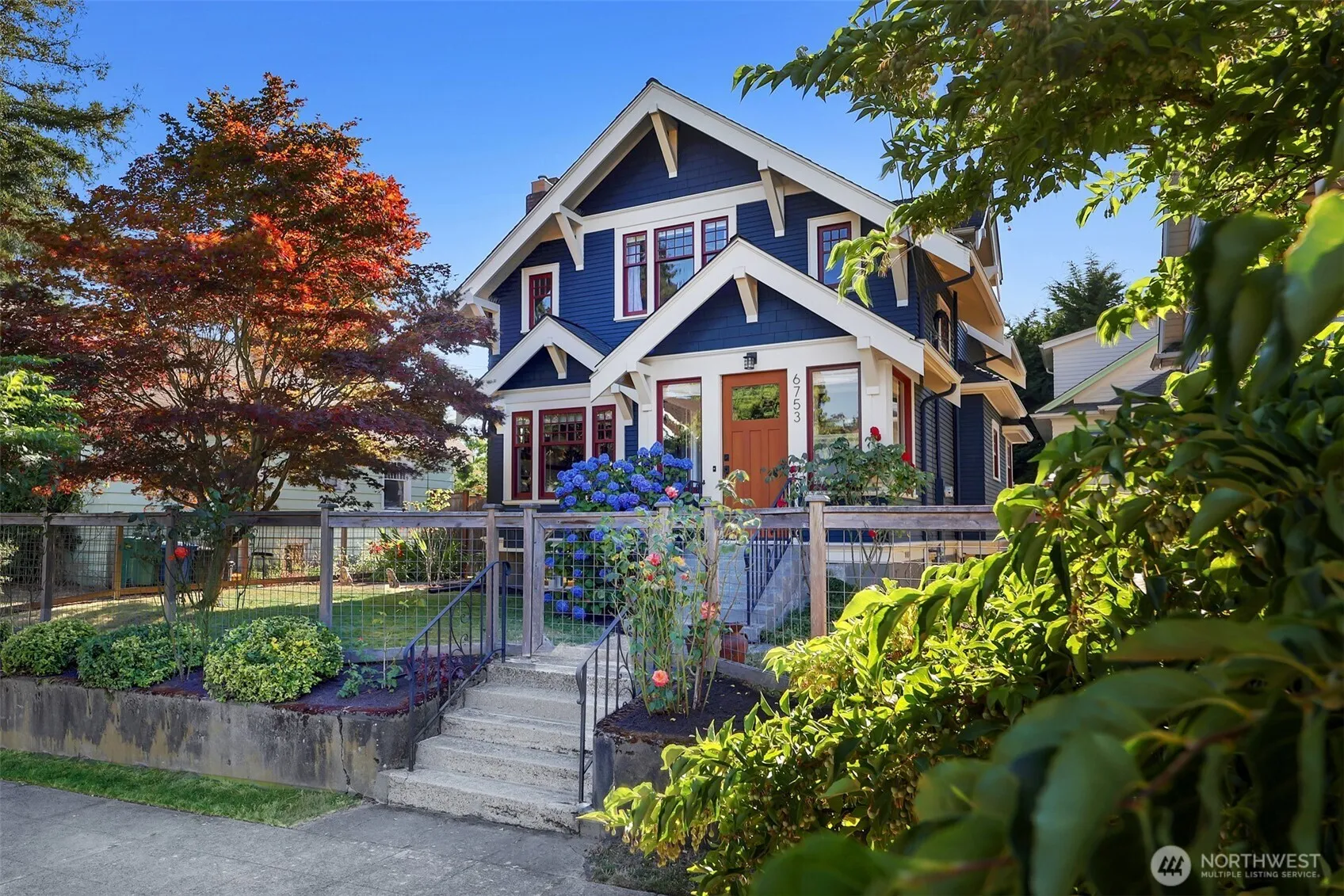 Property photo for 6753 5th Avenue Nw, Seattle photo 2