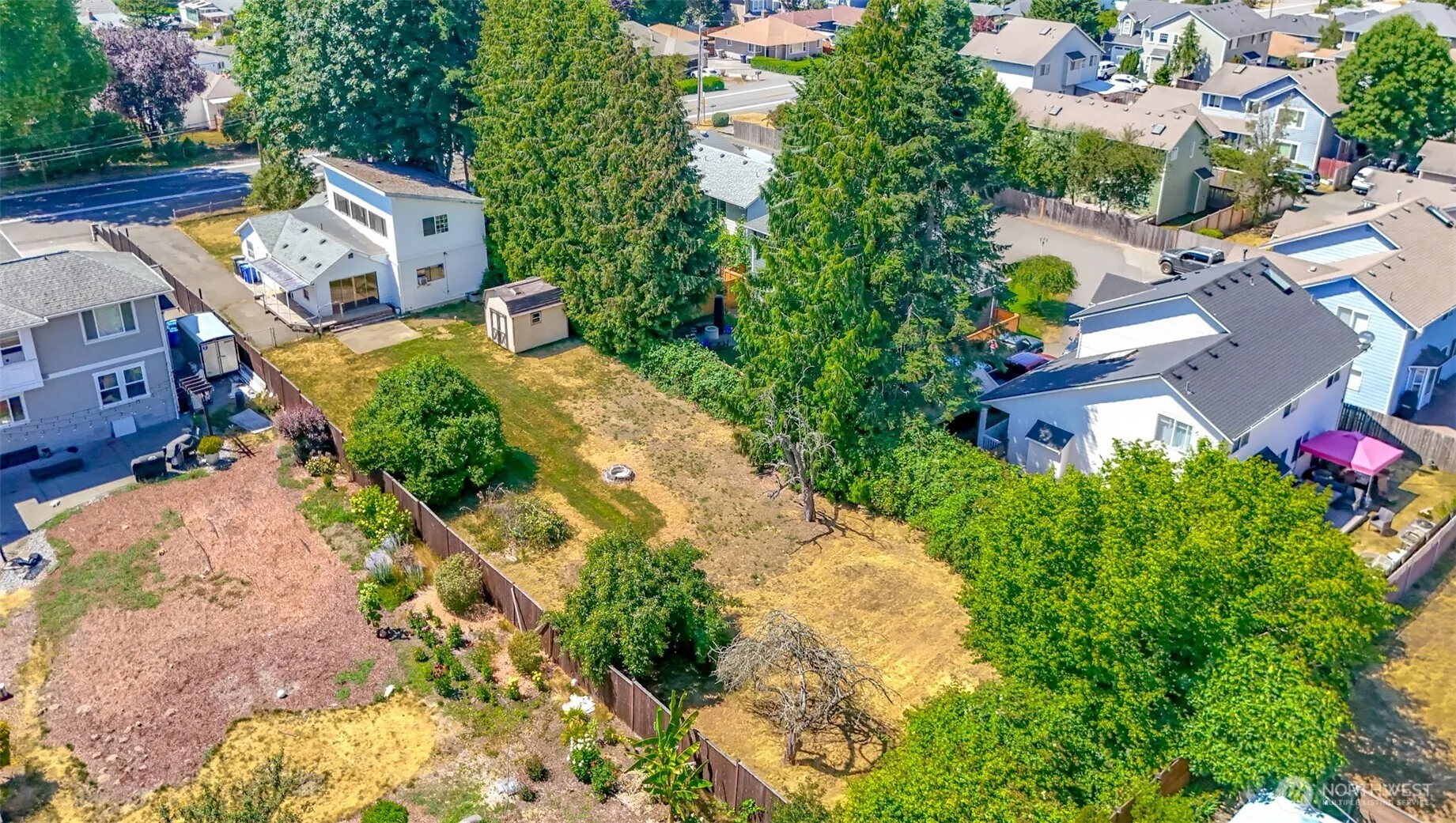 Property photo for 1632 Aberdeen Avenue Ne, Renton photo 2