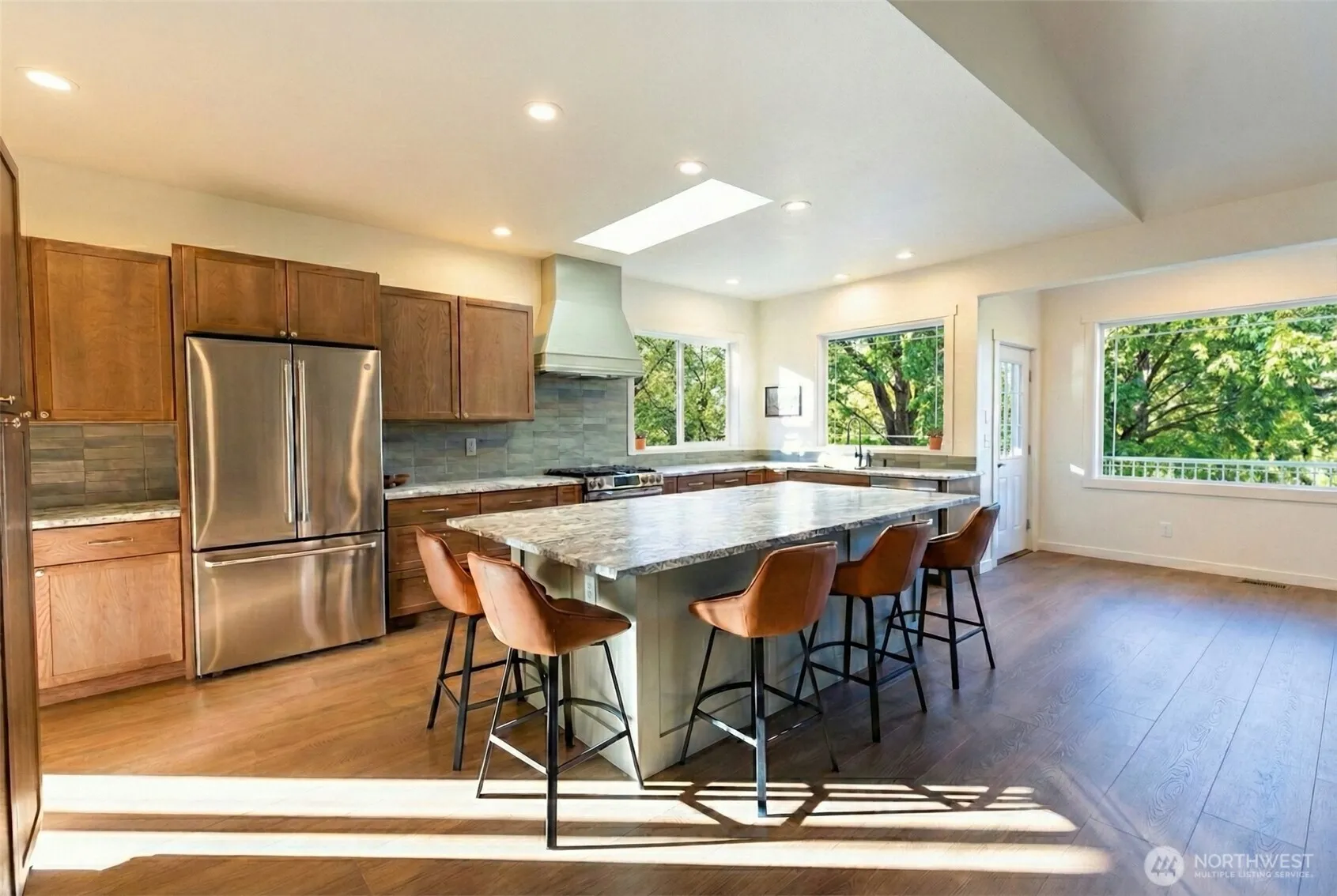 Property photo for 6223 Ebbert Drive Se, Port Orchard photo 3