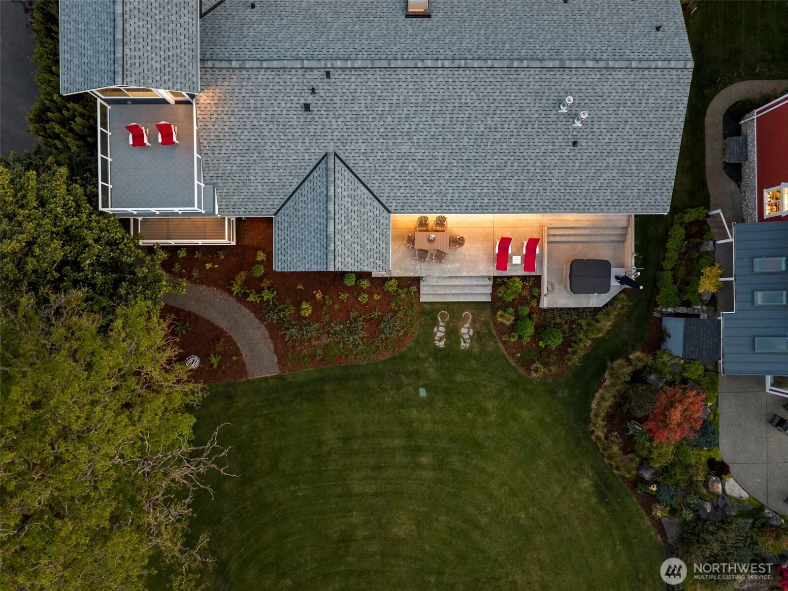 Property photo for 4354 Dyes Inlet Road Nw, Bremerton photo 3