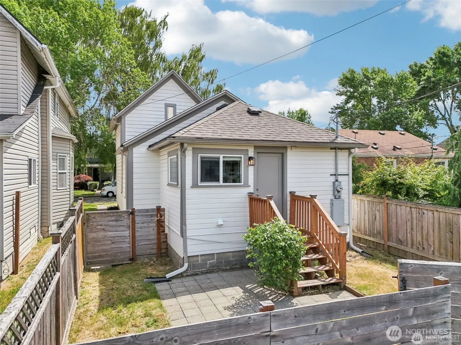 Property photo for 1022 N Anderson Street, Tacoma photo 3