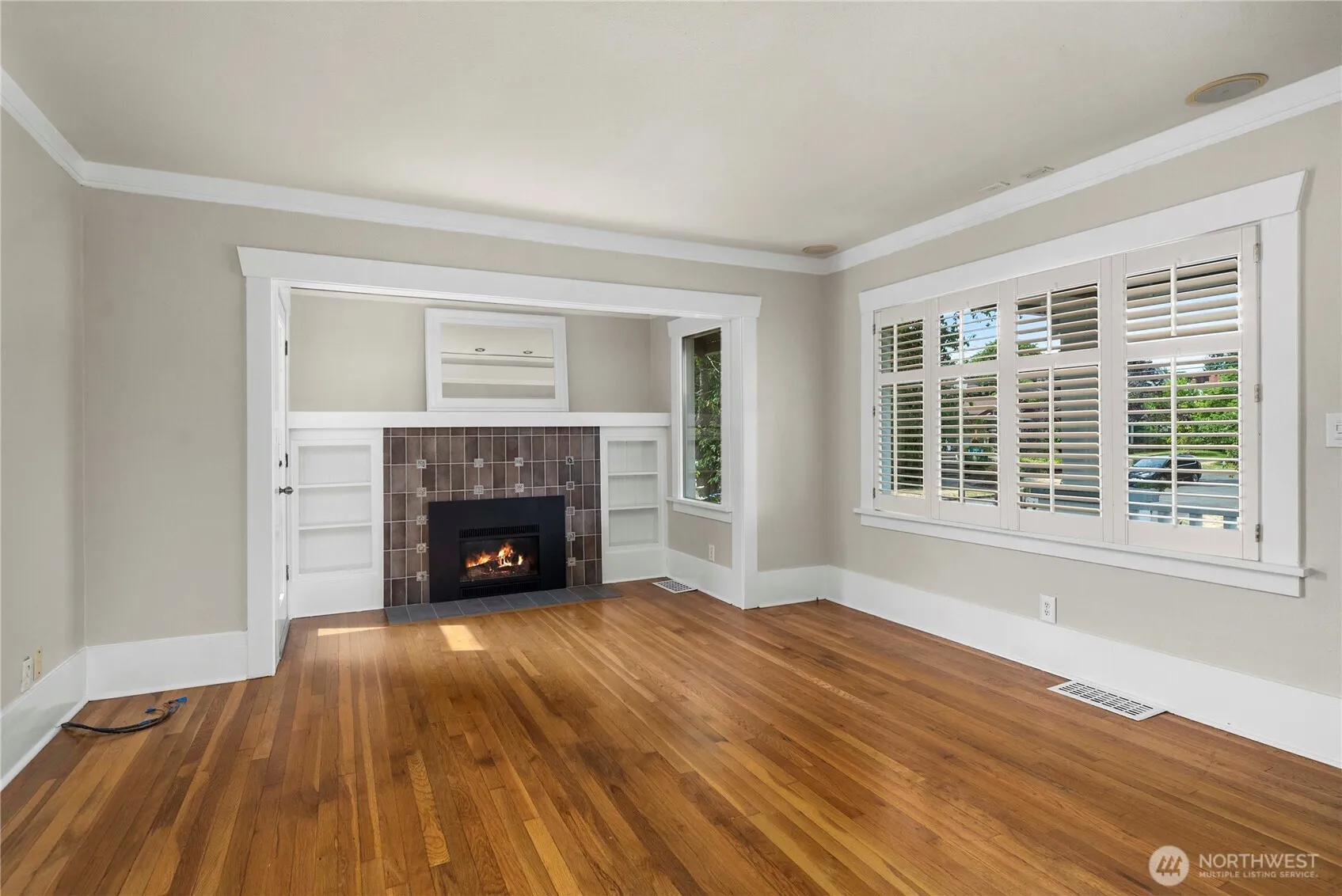Property photo for 2501 N Lawrence Street, Tacoma photo 4