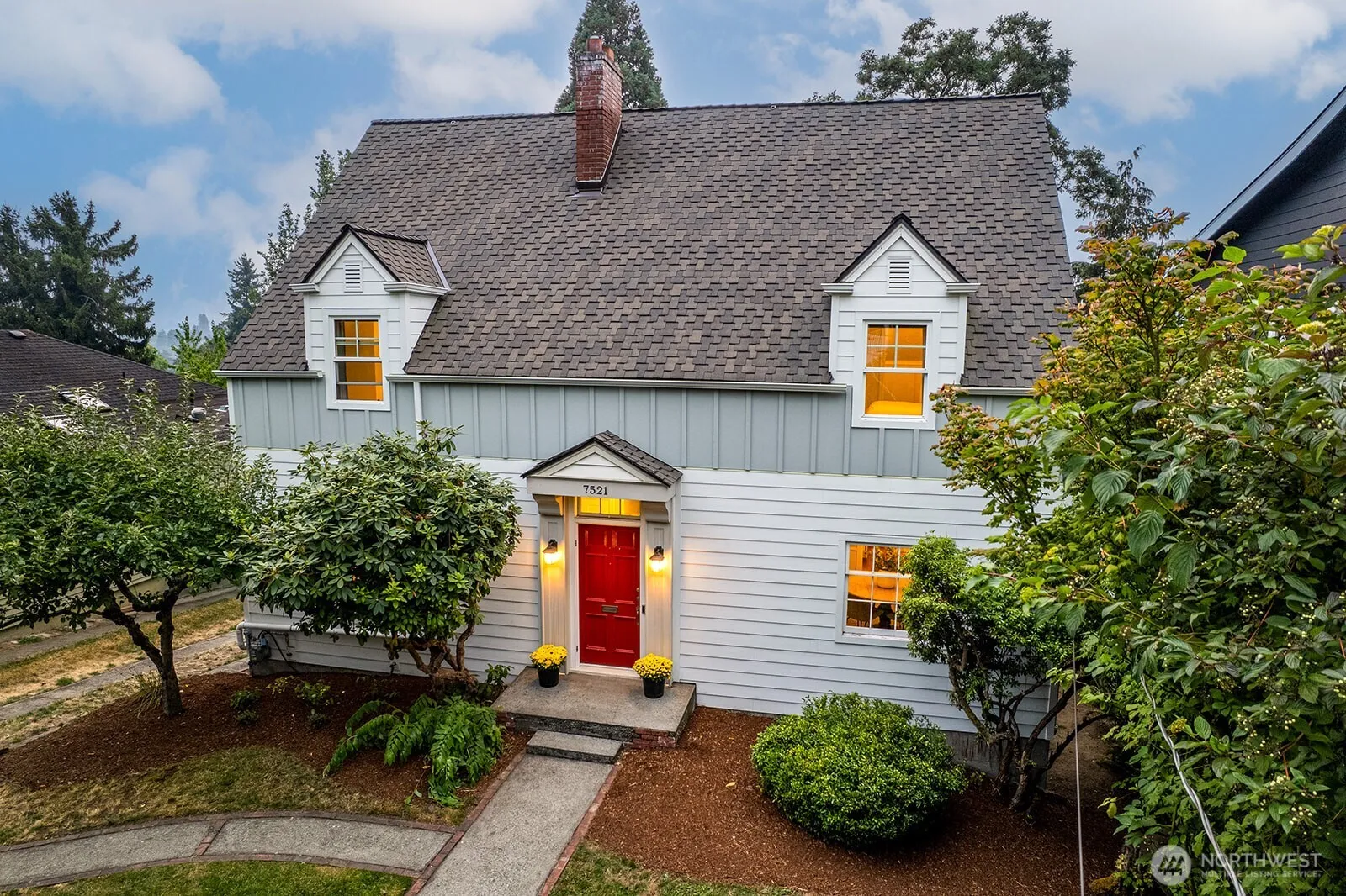 Property photo for 7521 30th Avenue Ne, Seattle