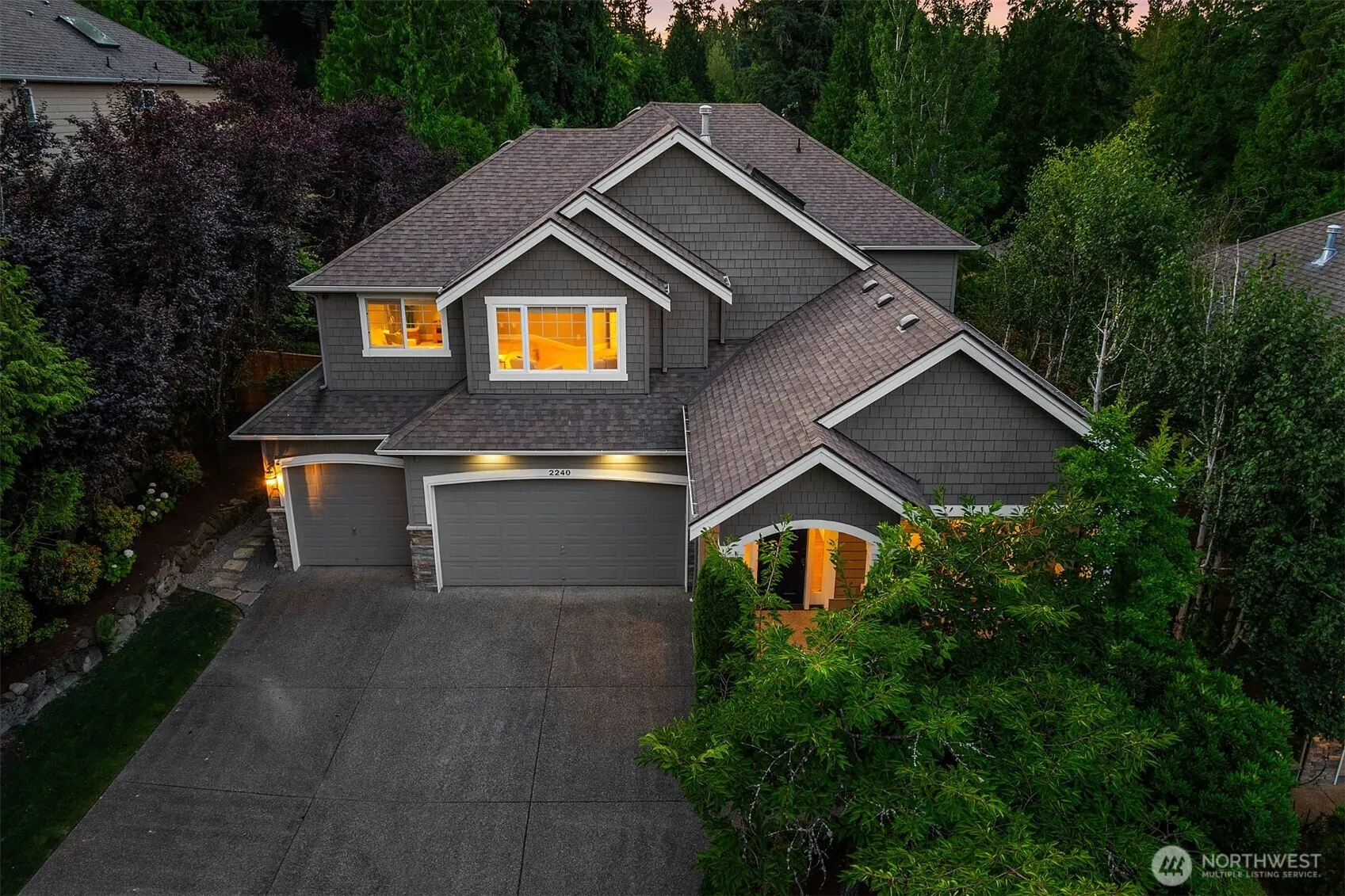 Property photo for 2240 167th Avenue Se, Bellevue photo 2