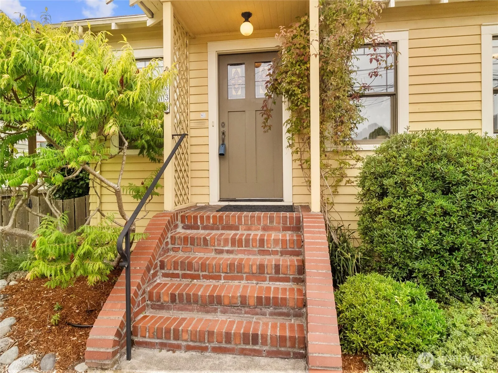 Property photo for 8333 17th Avenue Nw, Seattle photo 3